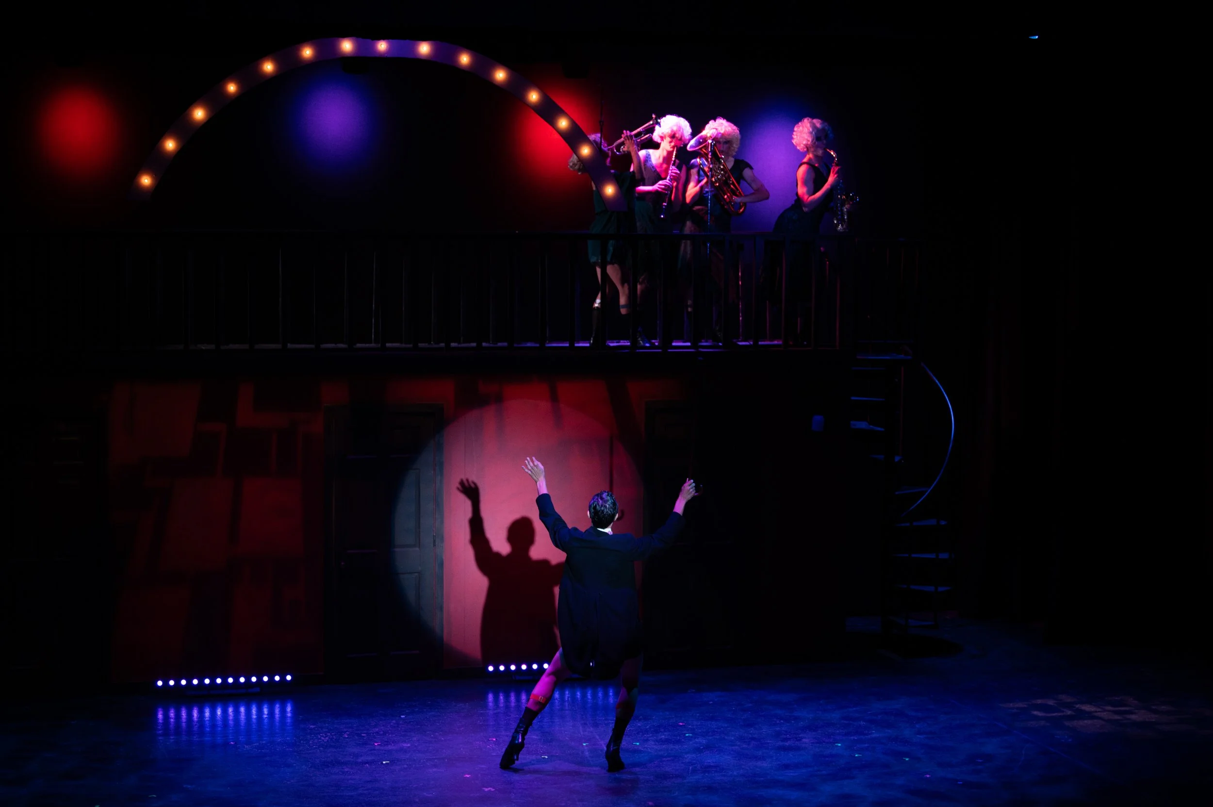 Cabaret-4.jpg