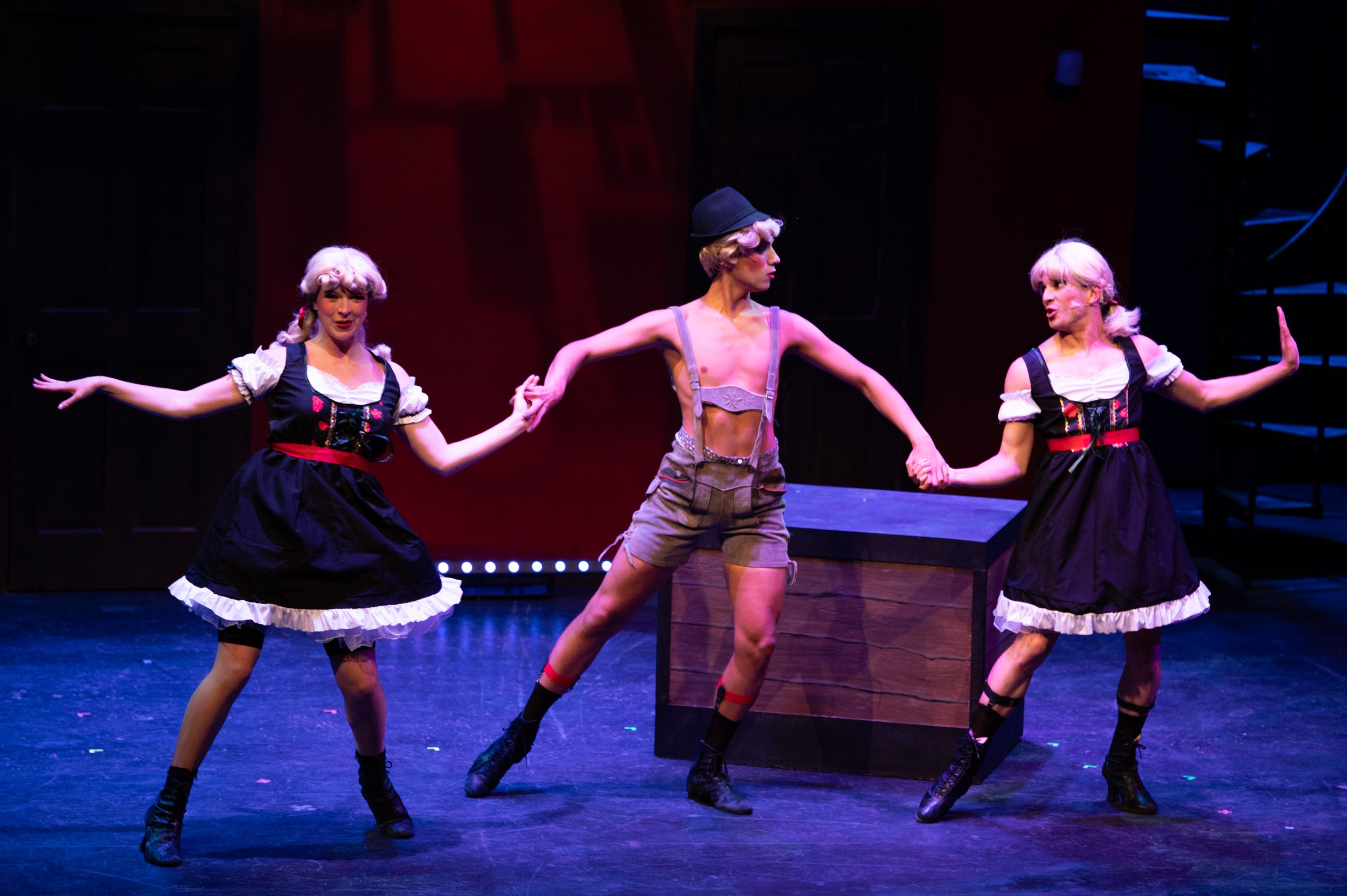 Cabaret-75.jpg