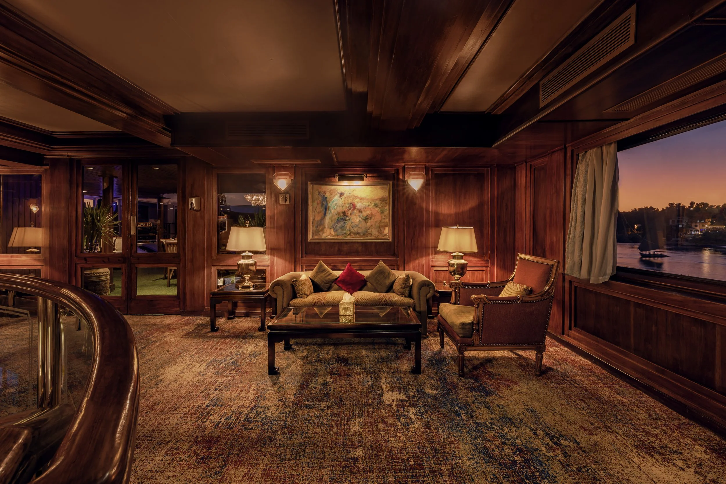 09 Atrium Lounge.jpg