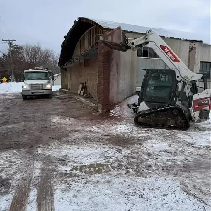 Here&rsquo;s a cool project TCR did in Cambridge! We used the saw truck to cut the existing walls flush to the building's floor. Then, we removed all existing concrete and brick so the contractor could build a new building and connect the two! 

#tcr