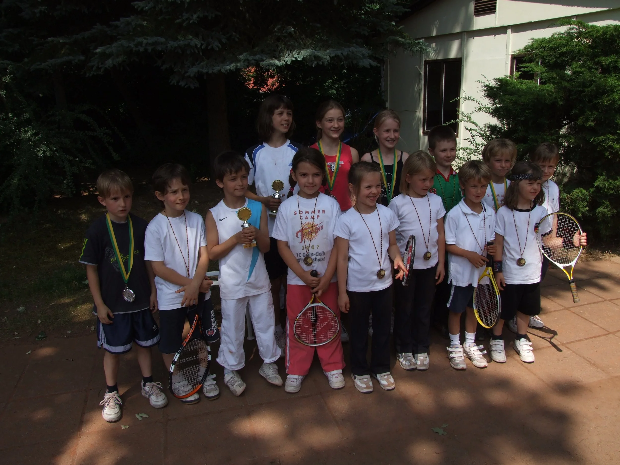 2008_0713NeuTennisBild0354.JPG