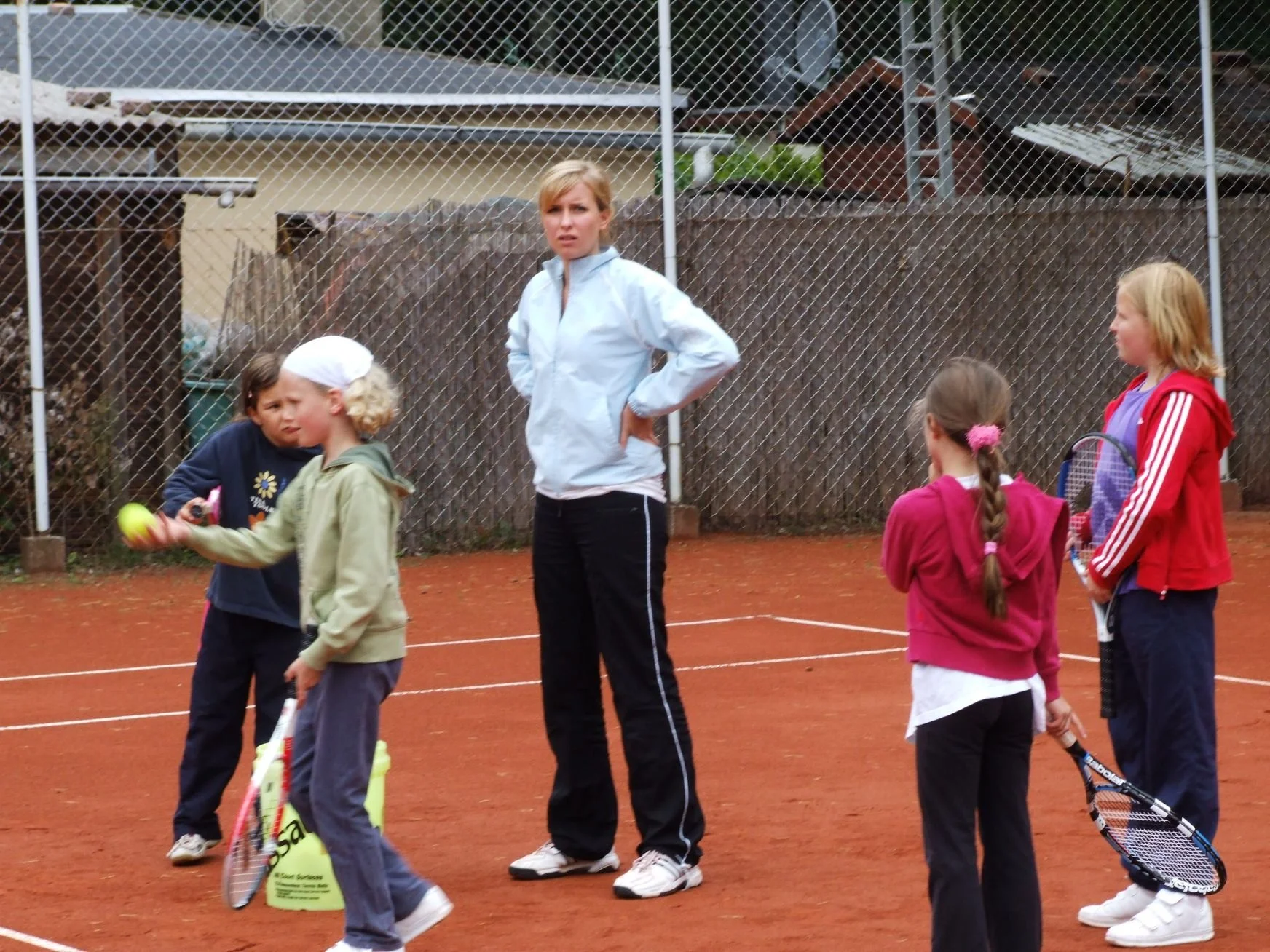 sf09_bambinis beim zielwerfen.jpg