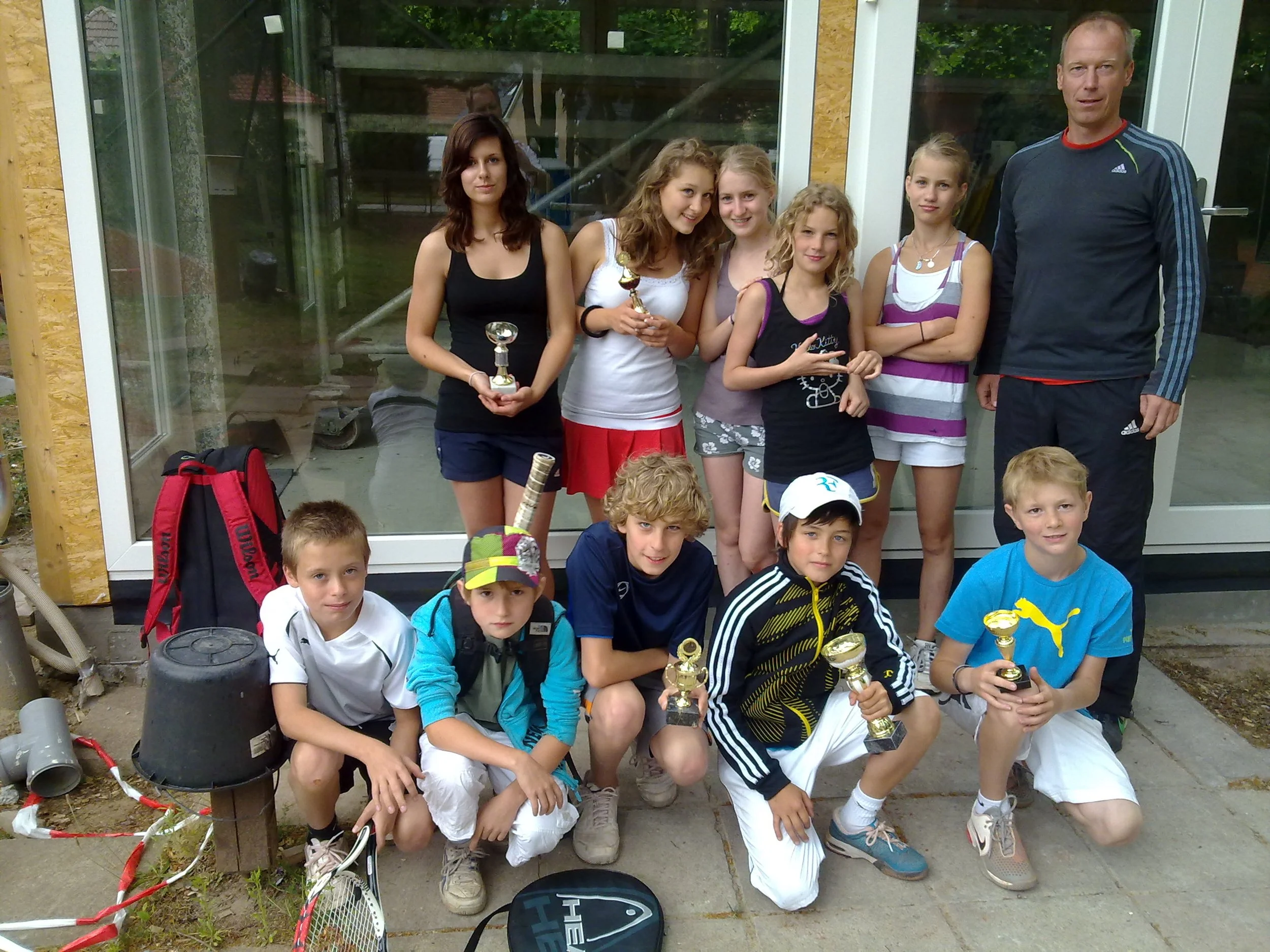 junioreninnenu14mitcheftrainersteffen.jpg