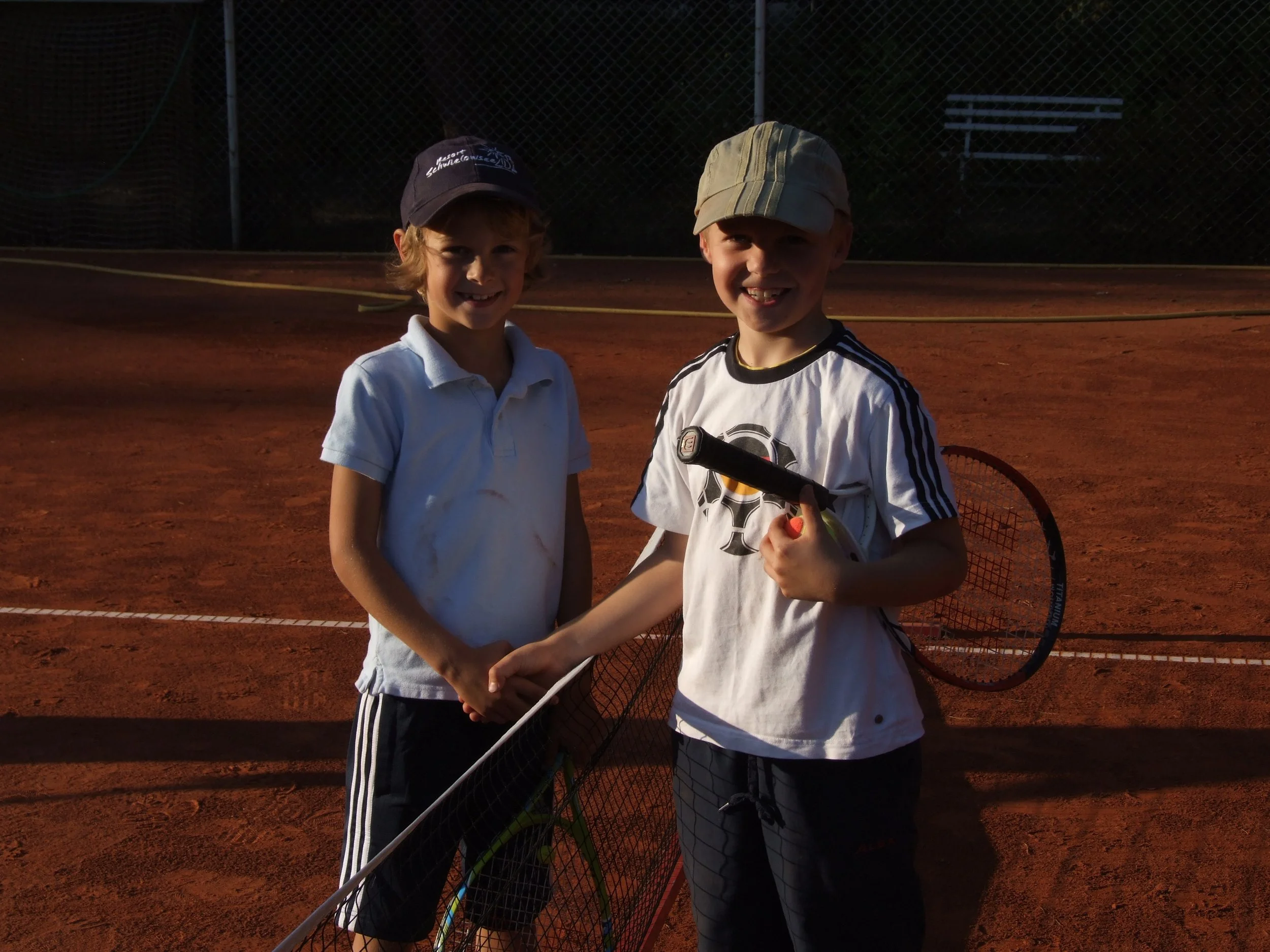 vm2009 nach dem match minibambinis.jpg