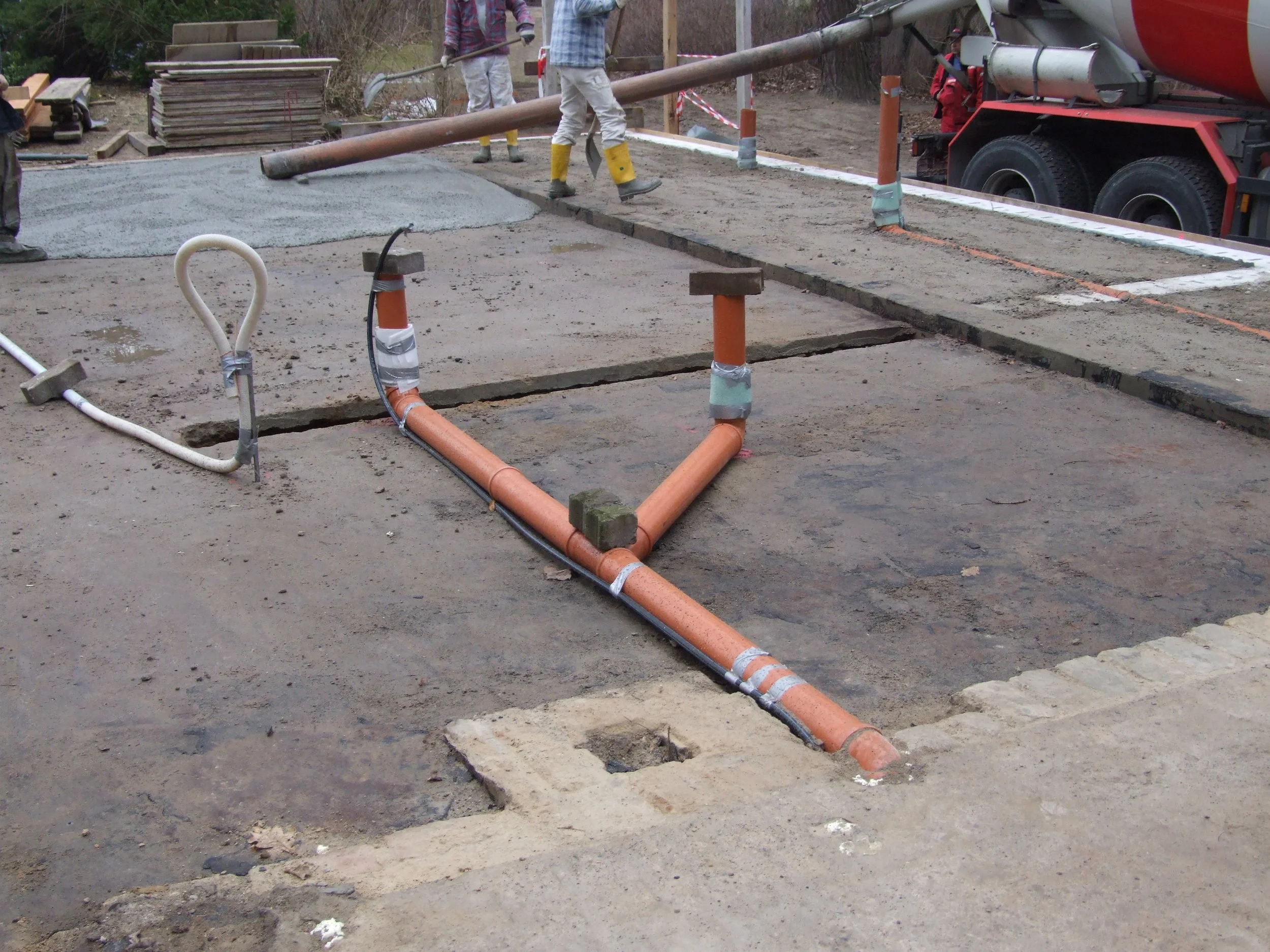 instalation der abwasserrohre.jpg