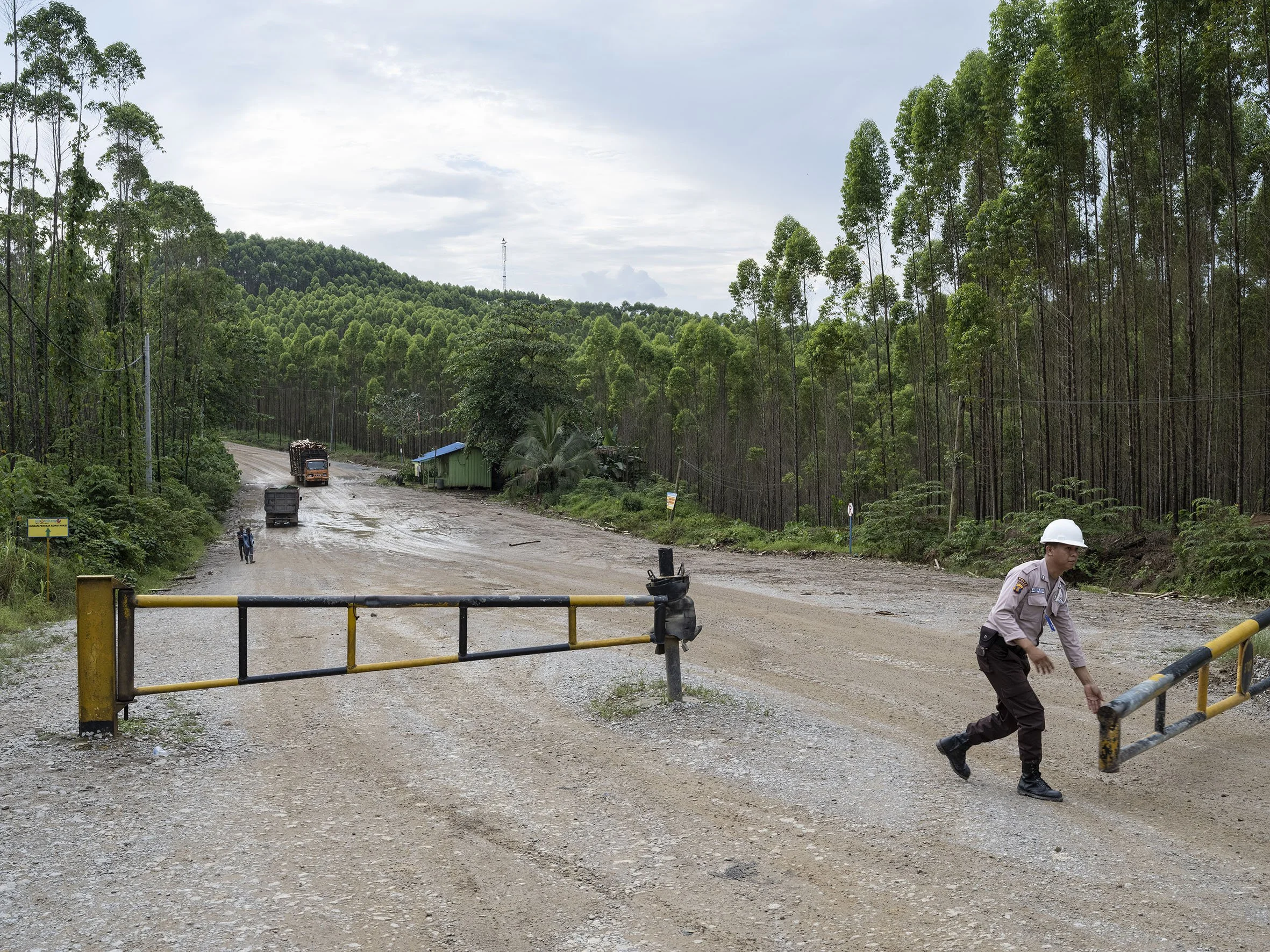 Checkpoint on the road to Titik Nol, August 30, 2022