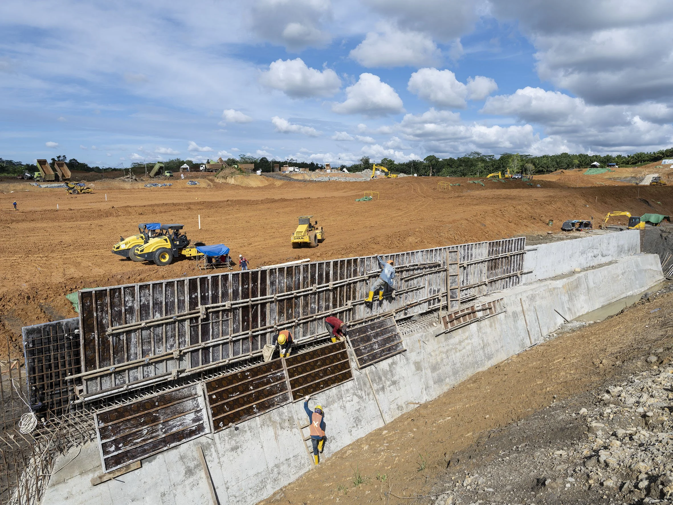 Construction site of the Sepaku Semoi Dam, which will provide water to the new capital. August 31, 2022.