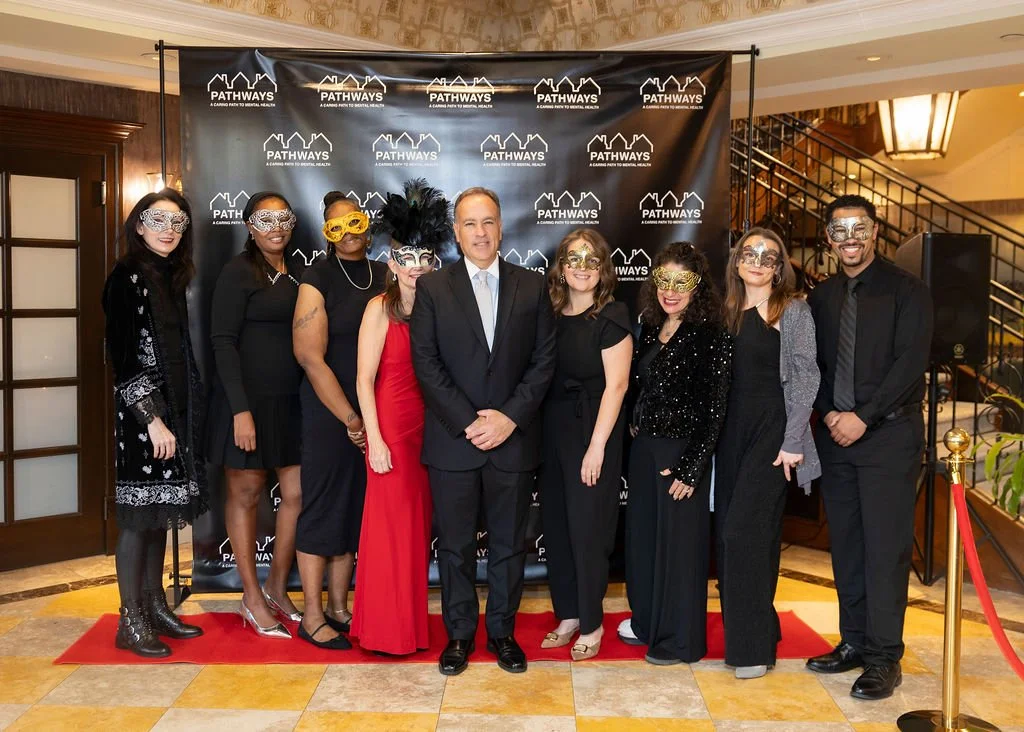 R62_4133SarahNorris,KimberlyPowell,TashayaGray,KristiHutter,PeterTesei,BriannaSheppard,NikVasquez.jpg