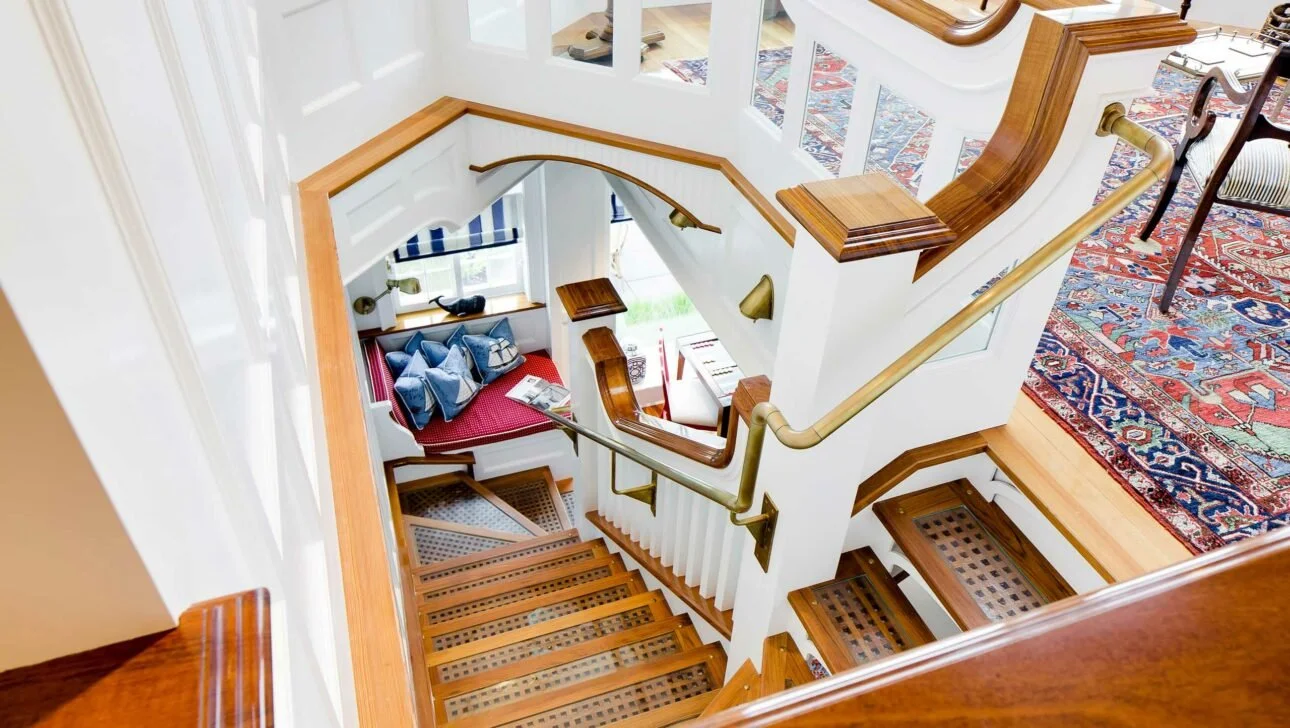 morgan-suite-staircase-1290x728.jpg