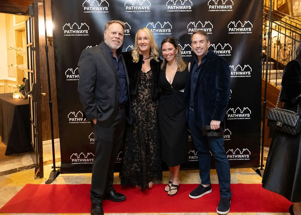 R62_4265KevinSchmidt,TracySchmidt,JesseEisenberg,JamesEisenberg.jpg