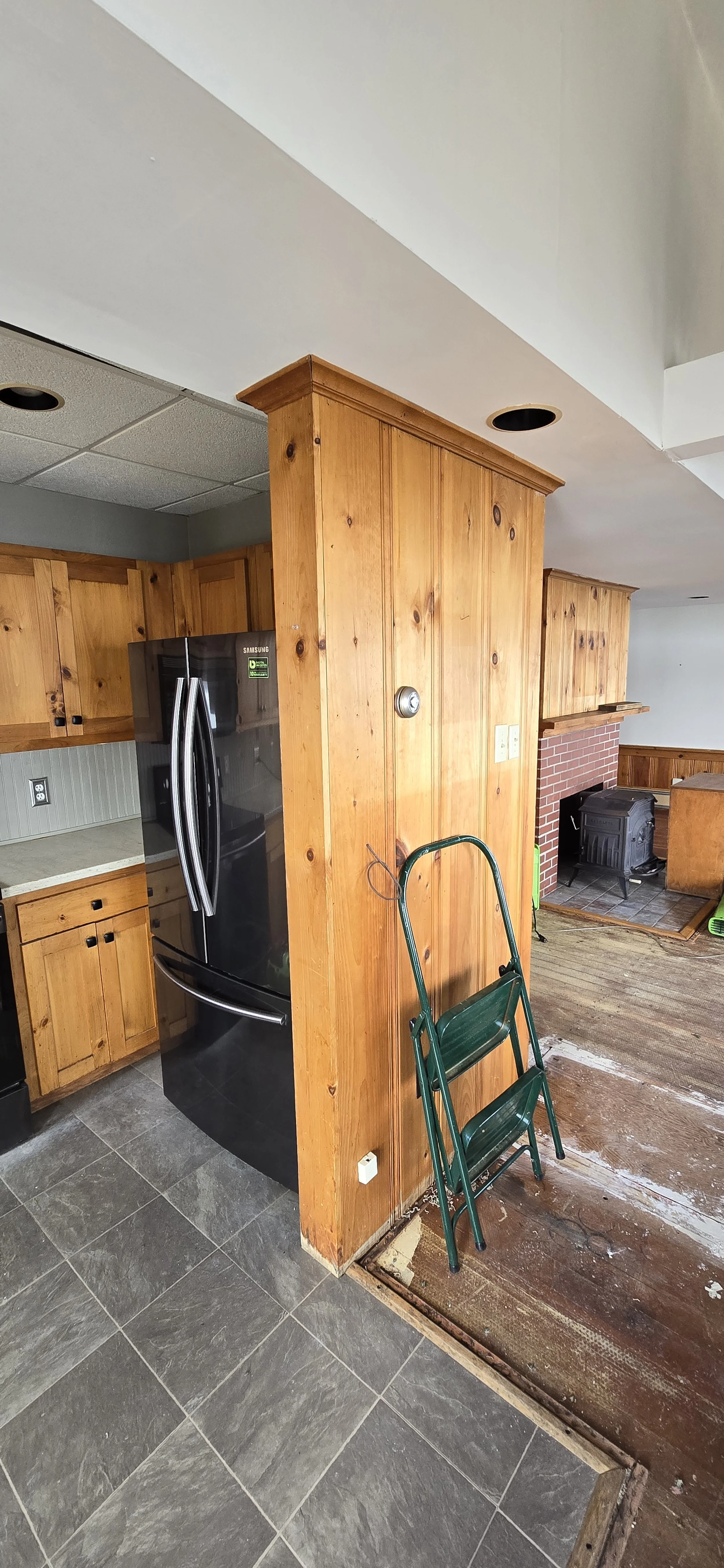 Kitchen - Before