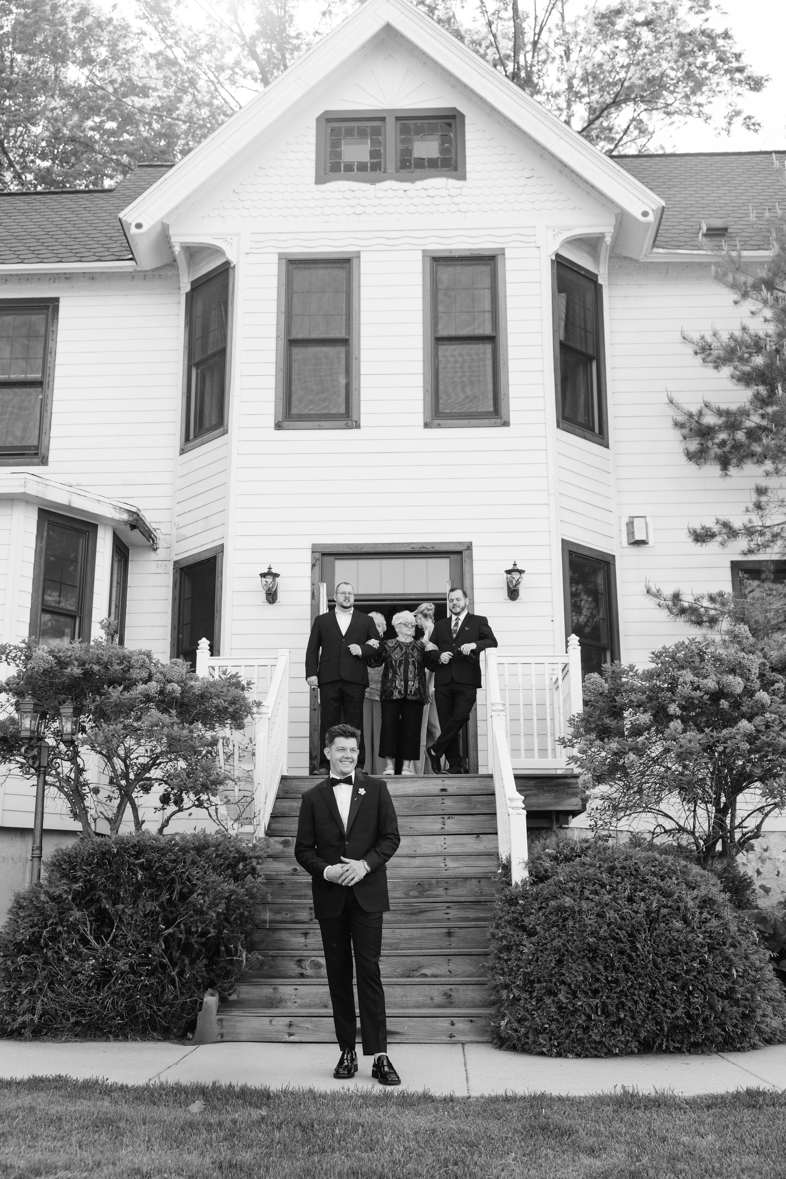Avery+Brad_WeddingDay-0901.jpg