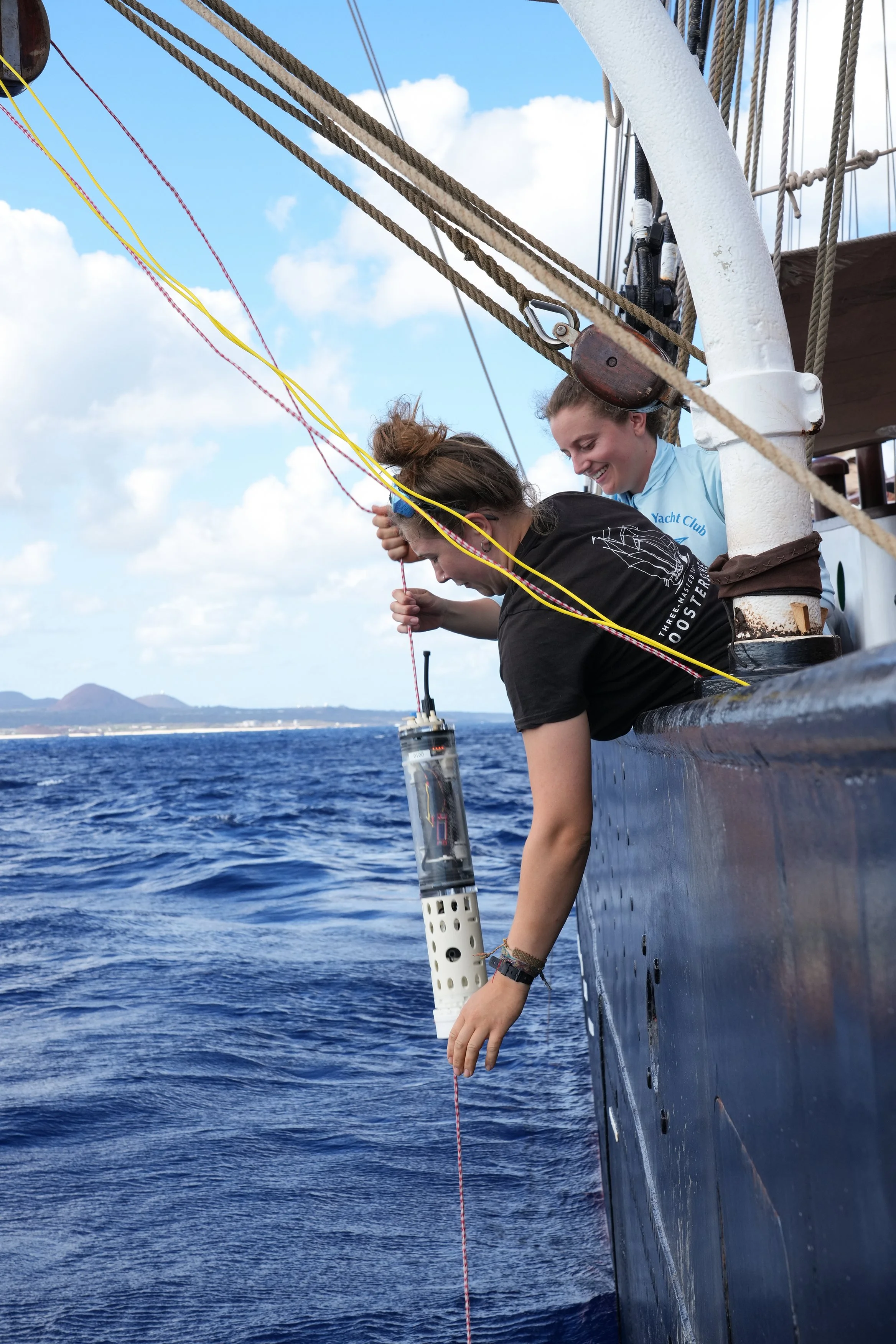 17 Marianas sampler lowered into sea.jpg