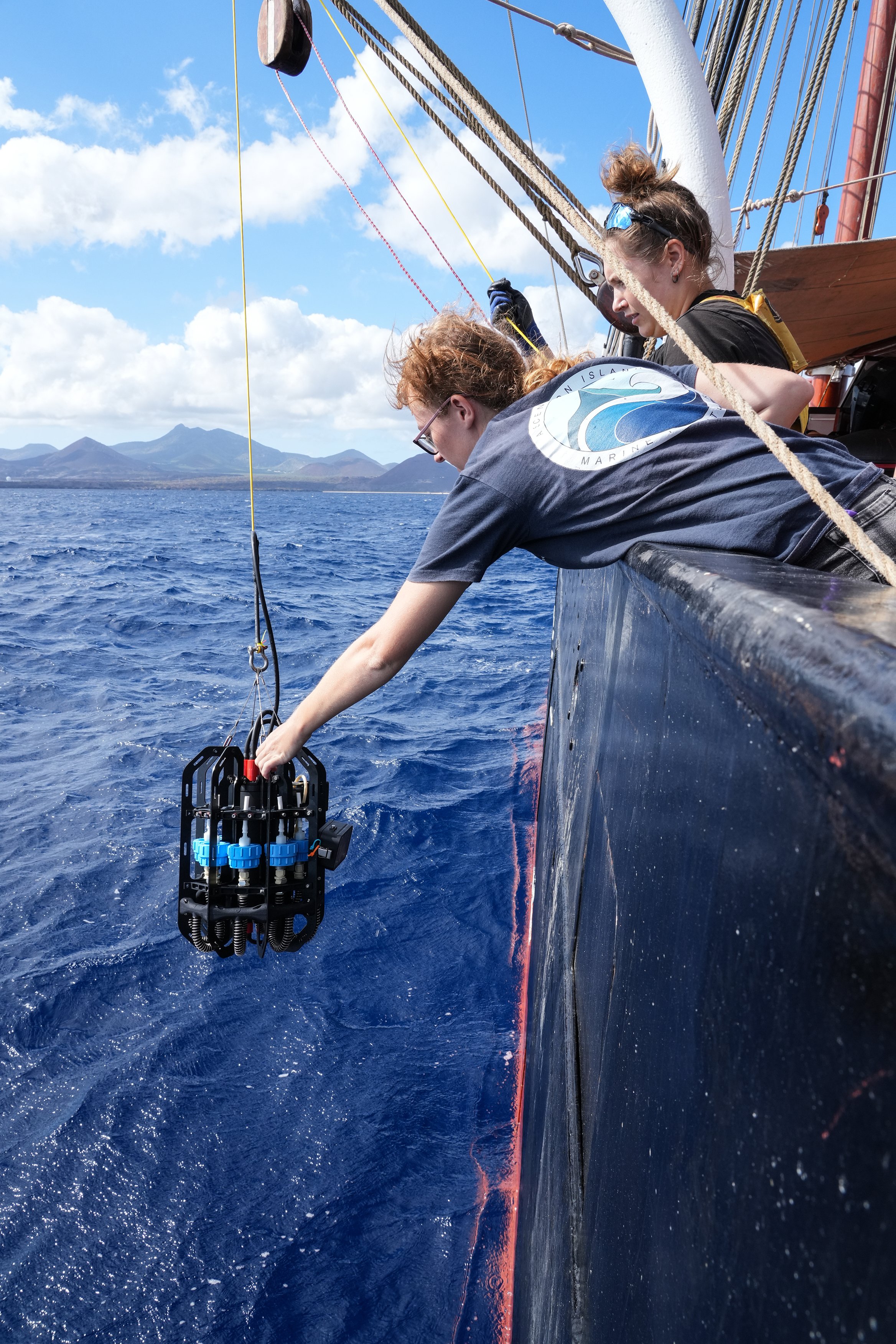 6 Sampler going into water.jpg