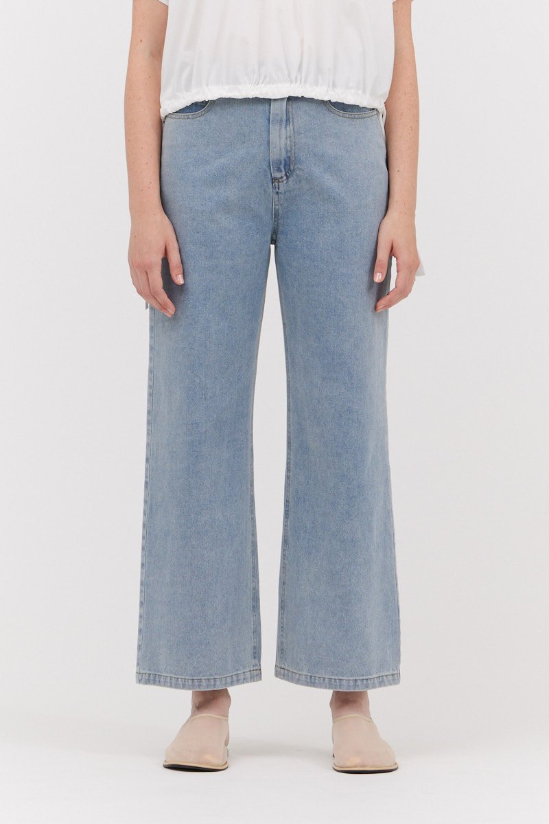 41955_offwhite_50633_lightwash_0693.jpeg