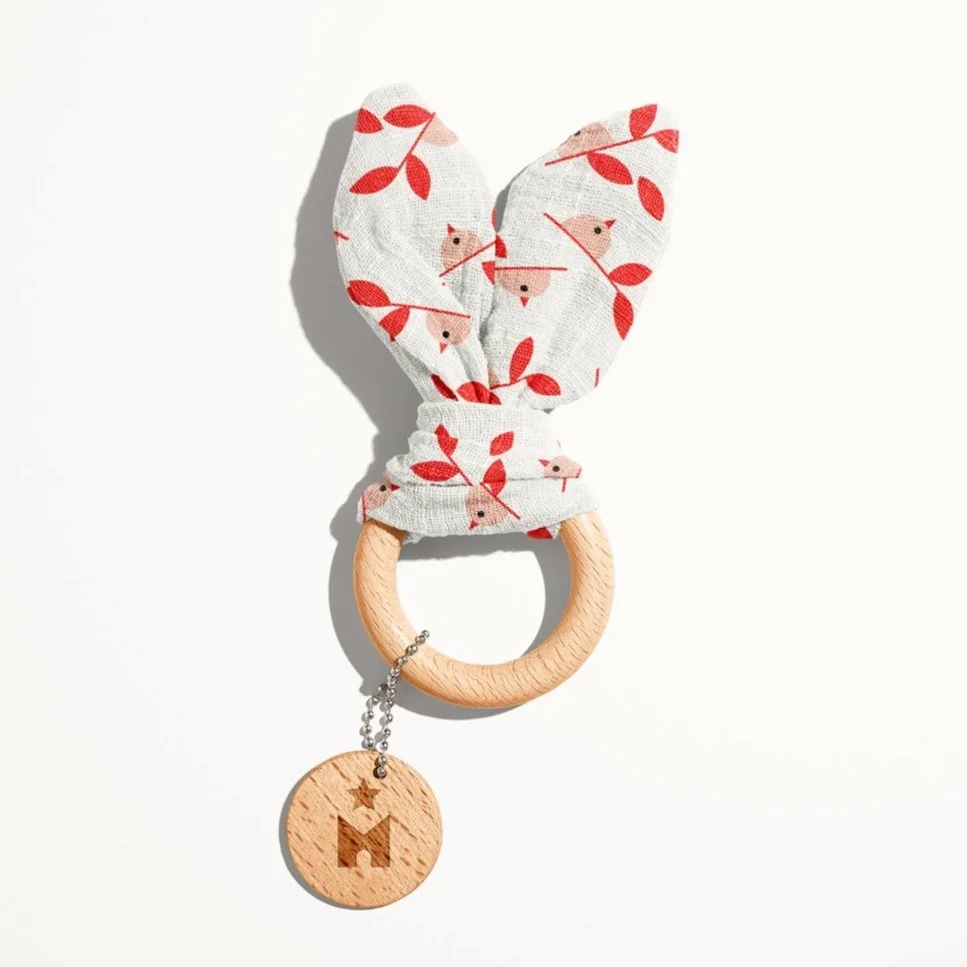 MD_Mockup_Wooden-Baby-Teether_cropped.jpg