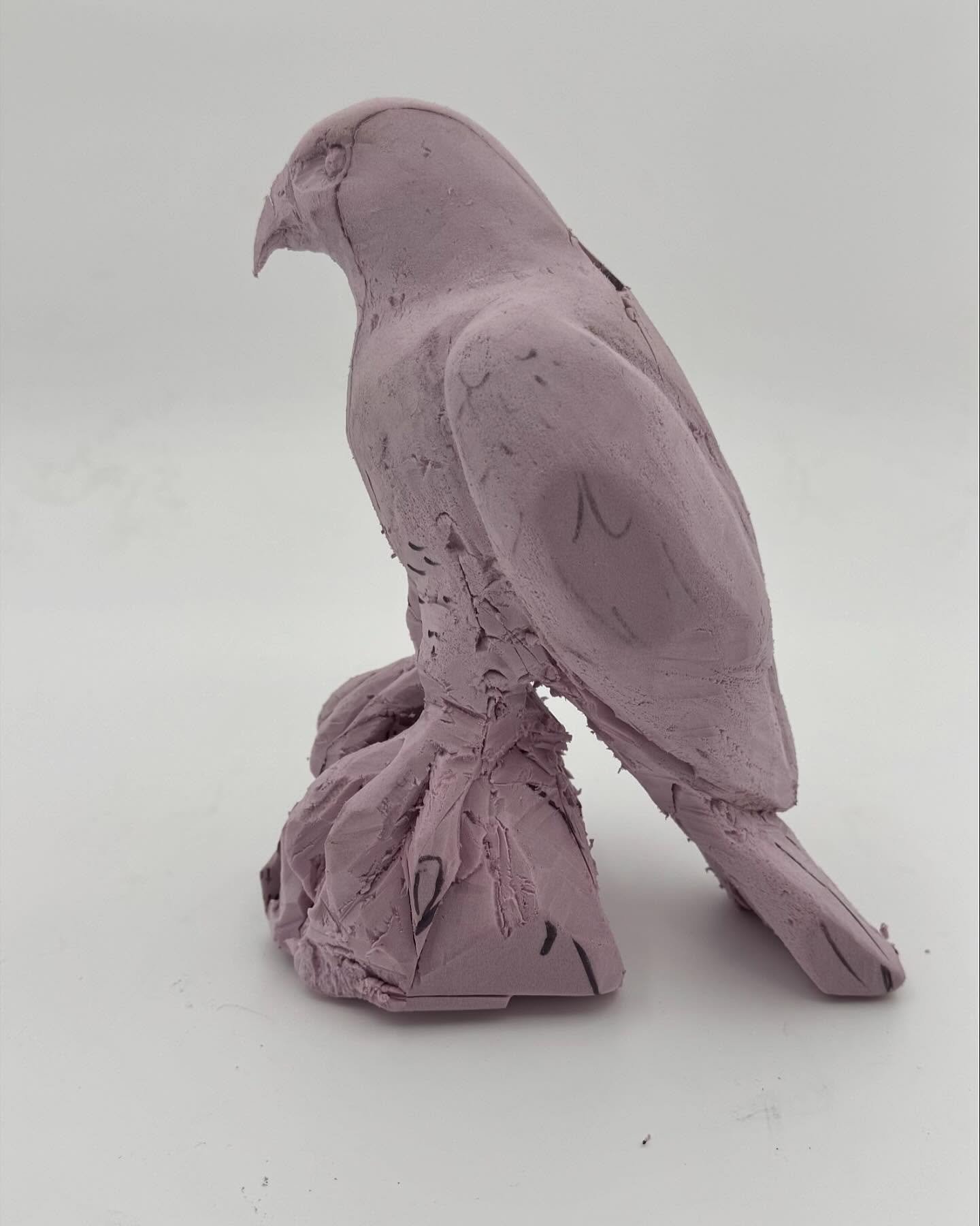 Coming soon! Instructional course to carve a Peregrine Falcon. Inspired by Gracie&rsquo;s drawing here we will make Harold. Here too are the foam test carvings that I&rsquo;ll use in the work along with basswood.

#carvingclass #woodcarving #woodcarv