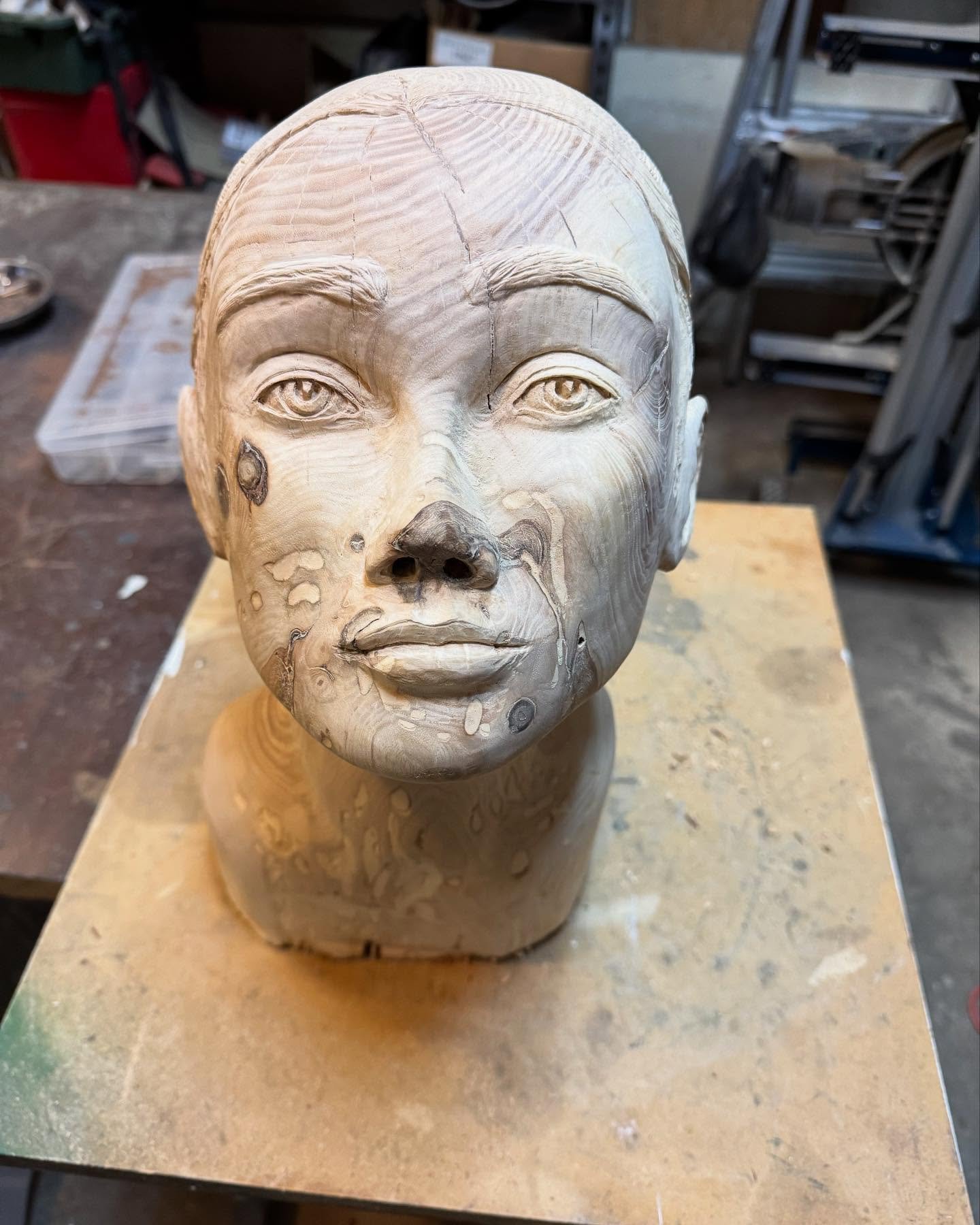 #dreamy
#burlycarving