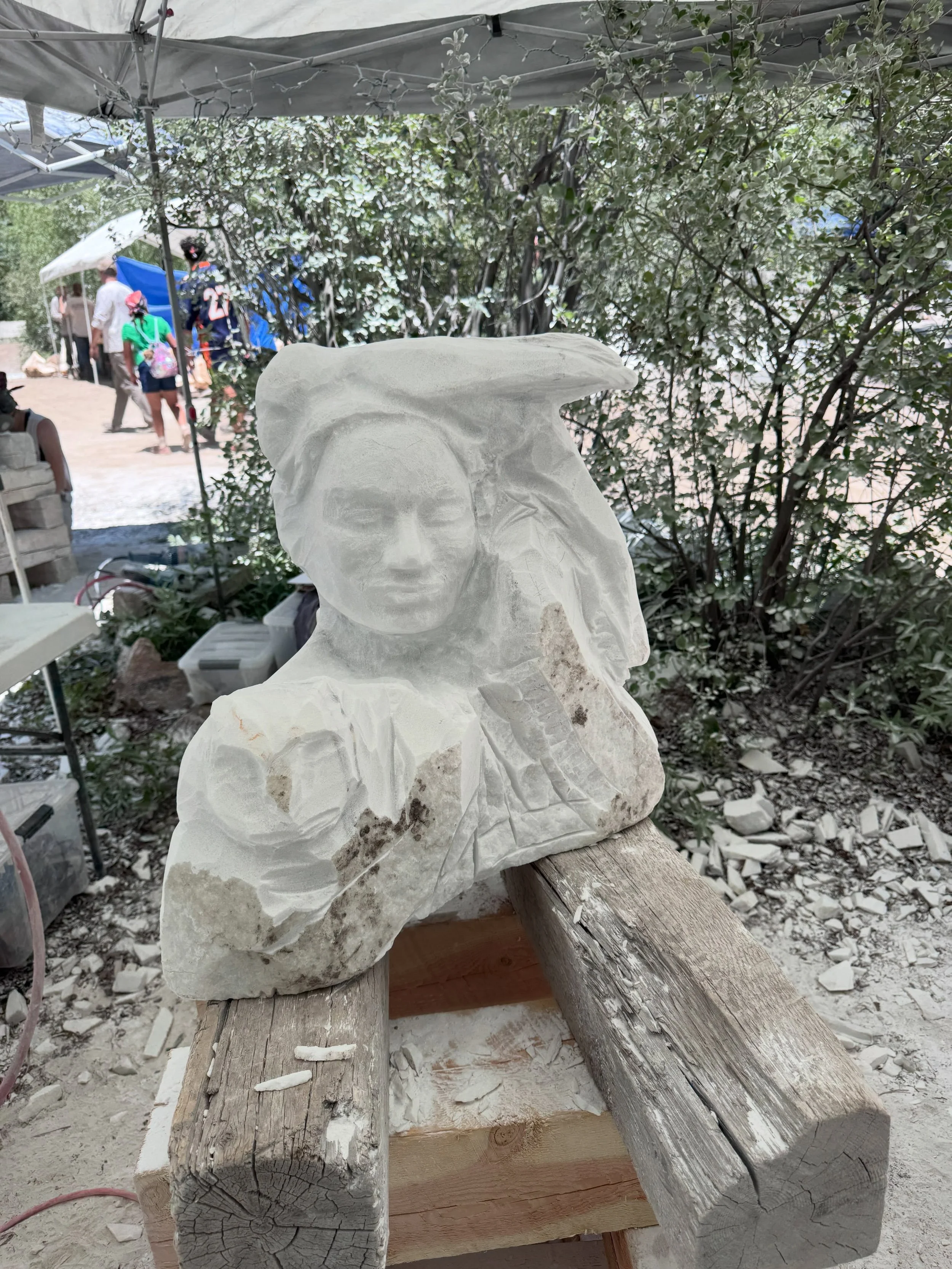 Marble Marble day three and the Fourth of July have come to a close for me. Here is the before and after from today&rsquo;s work! I can&rsquo;t wait till tomorrow.
#burlycarving
#juliagermanfinearts