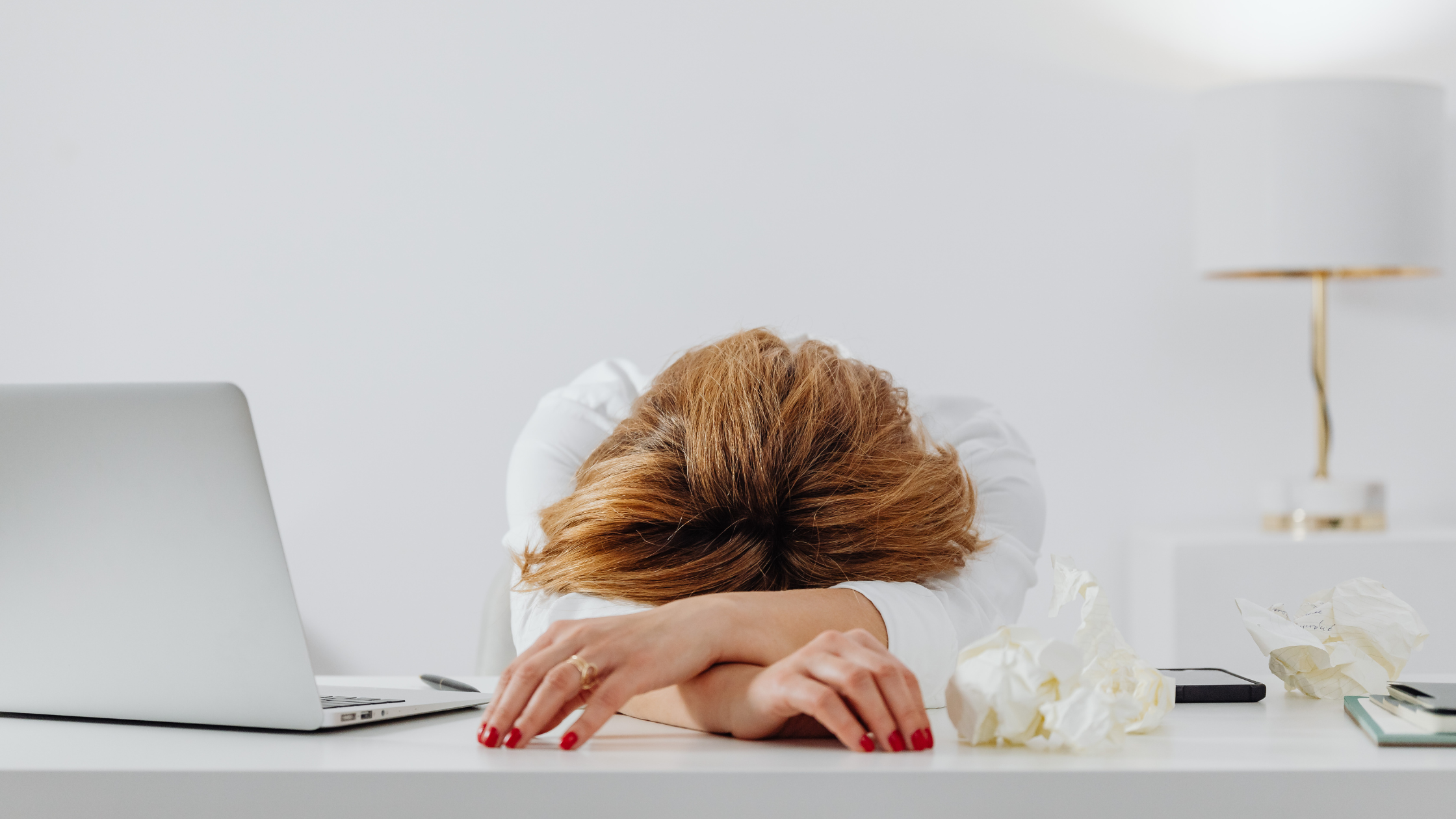 Why Am I So Tired All the Time? A Physician’s Guide to Fatigue in Your 40s