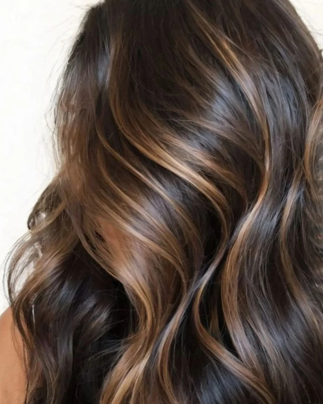 4D balayage by Paolo chocolate edition  Pantone color of 2025 me for this look!