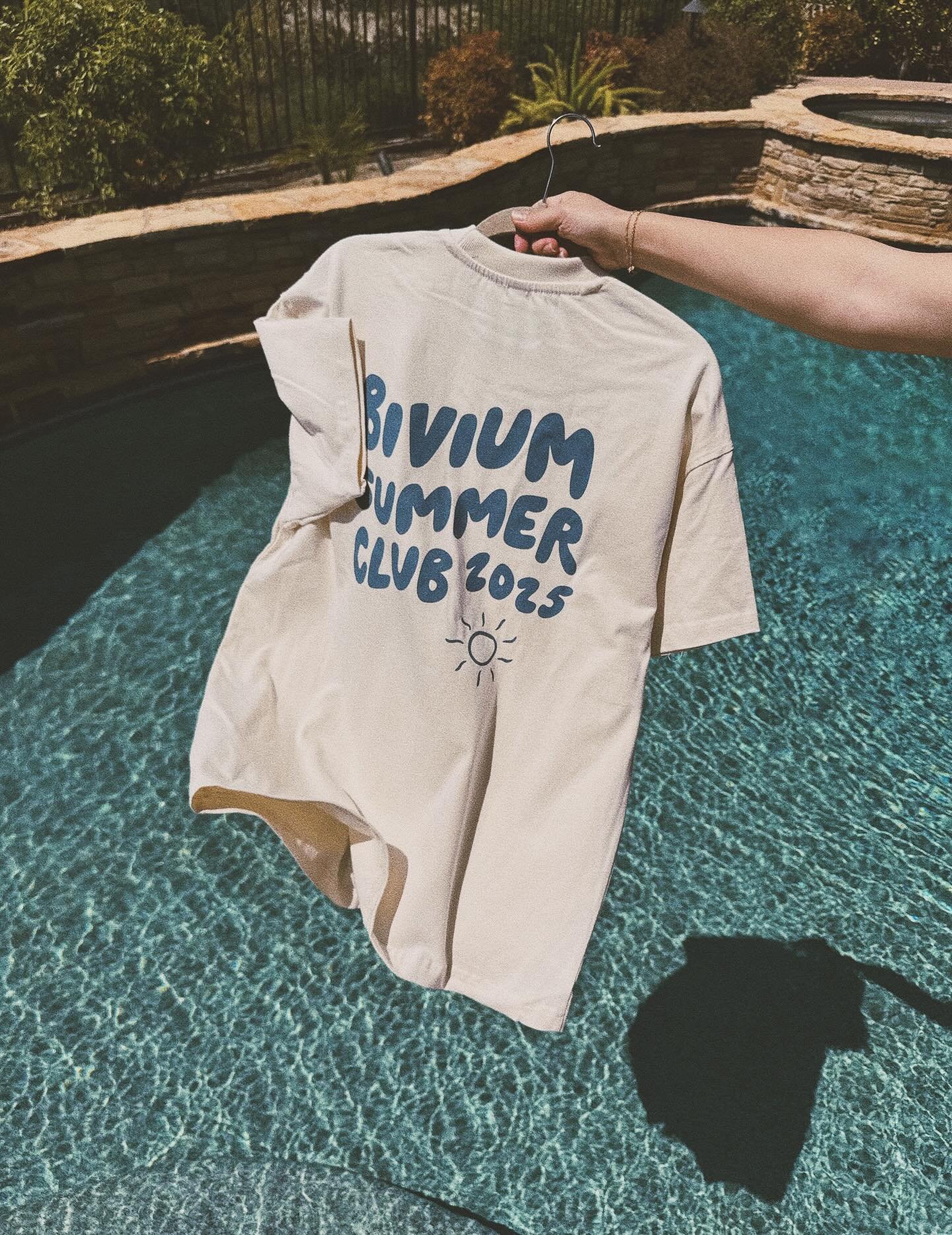 Bivium Summer Club ☀️🌊

This weekend, during the Summer Kickoff, you&rsquo;ll be able to shop our *limited run* Bivium Summer Oversized Tee! 

Perfect to wear as a swim cover-up, BBQing tee, comfy lounger, or as your new favorite wine tasting shirt.