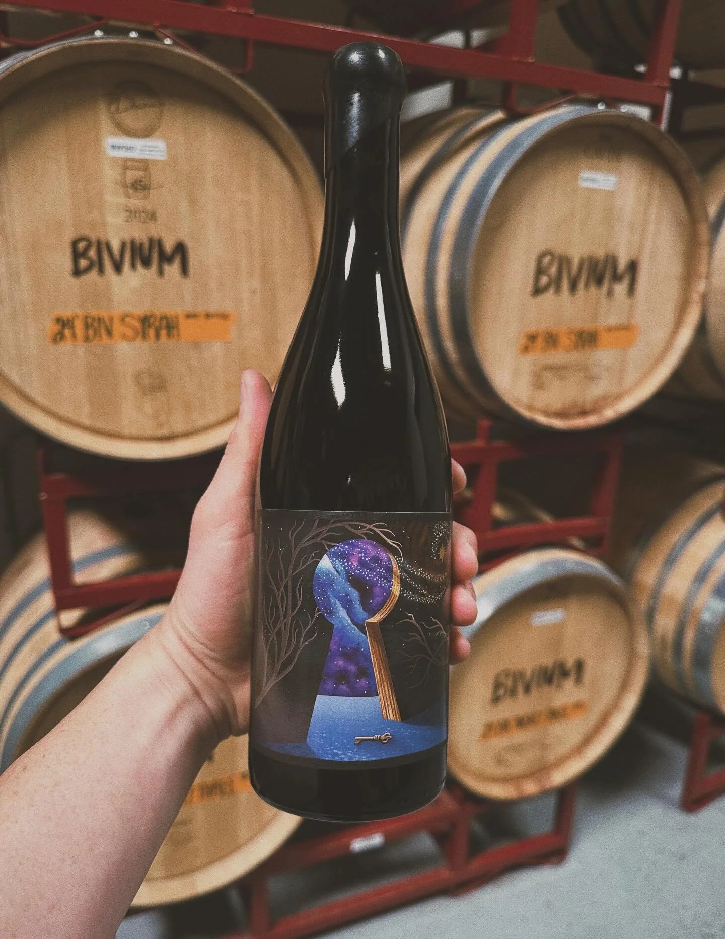 Tomorrow is Library Wine Night at the Tasting Room🍷💫

Featuring our 2022 Syrah - 85% Syrah, 15% Grenache.

This wine will be available to taste and purchase by the glass &amp; bottle while supplies last, and we only have one case in the Tasting Roo