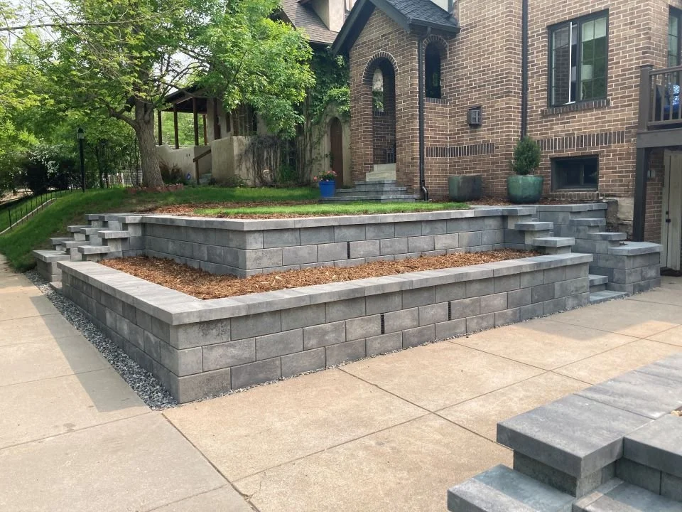 Tiered Belgard Diamond Pro Smooth Walls, Planter and Steps.jpg
