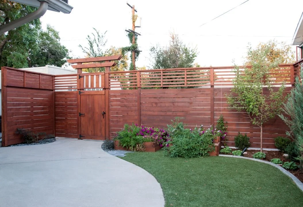 Custom 8' Horizontal Fence.jpg
