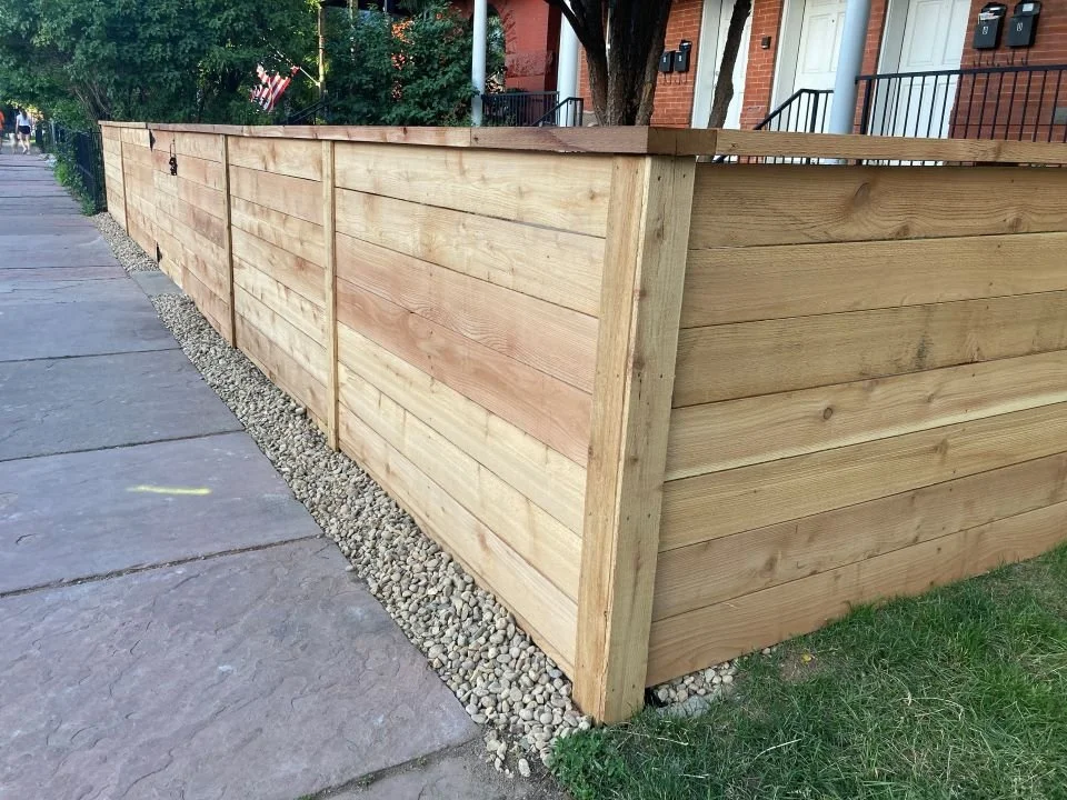 Horizontal 1”x6”x4’ with 2”x6” cap#4.jpg