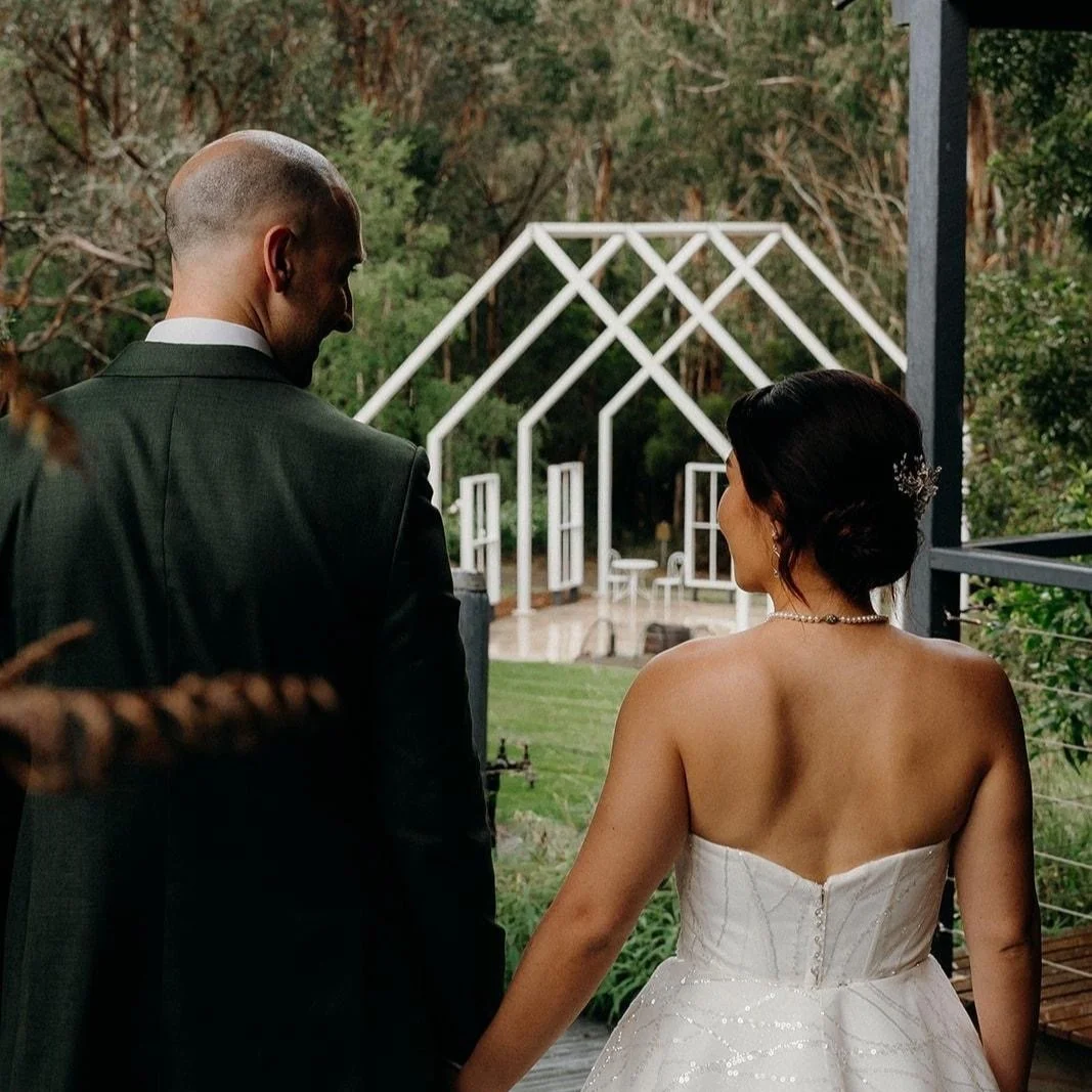 Married couple bushland setting.jpg