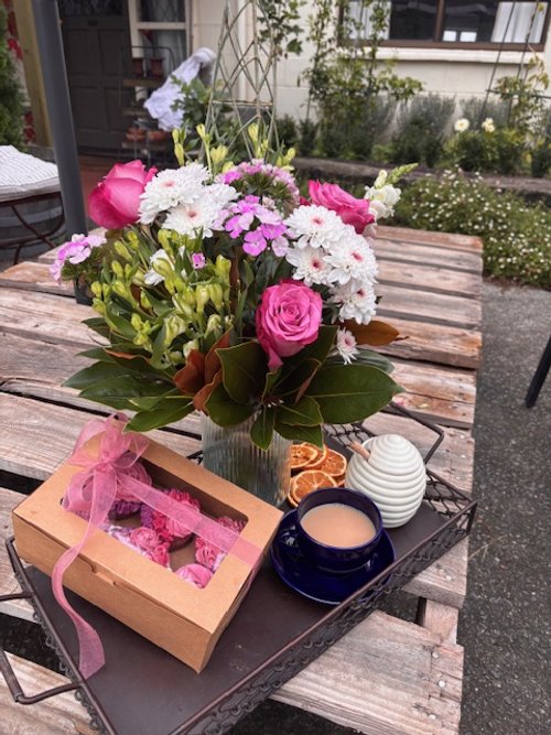 Mothe's Day Flower Delivery.jpg