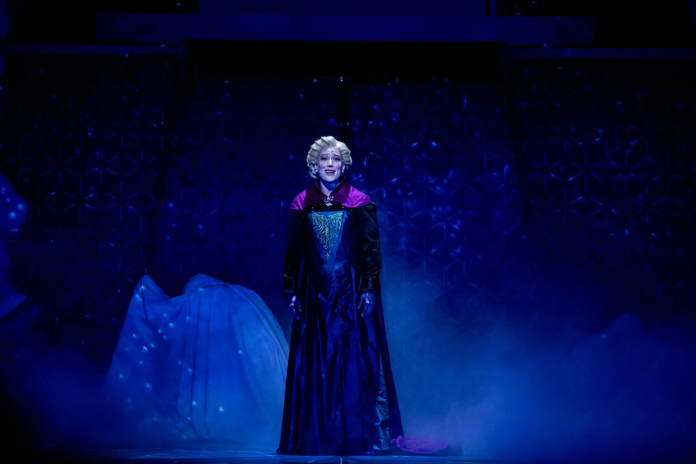 Elsa transformation dress