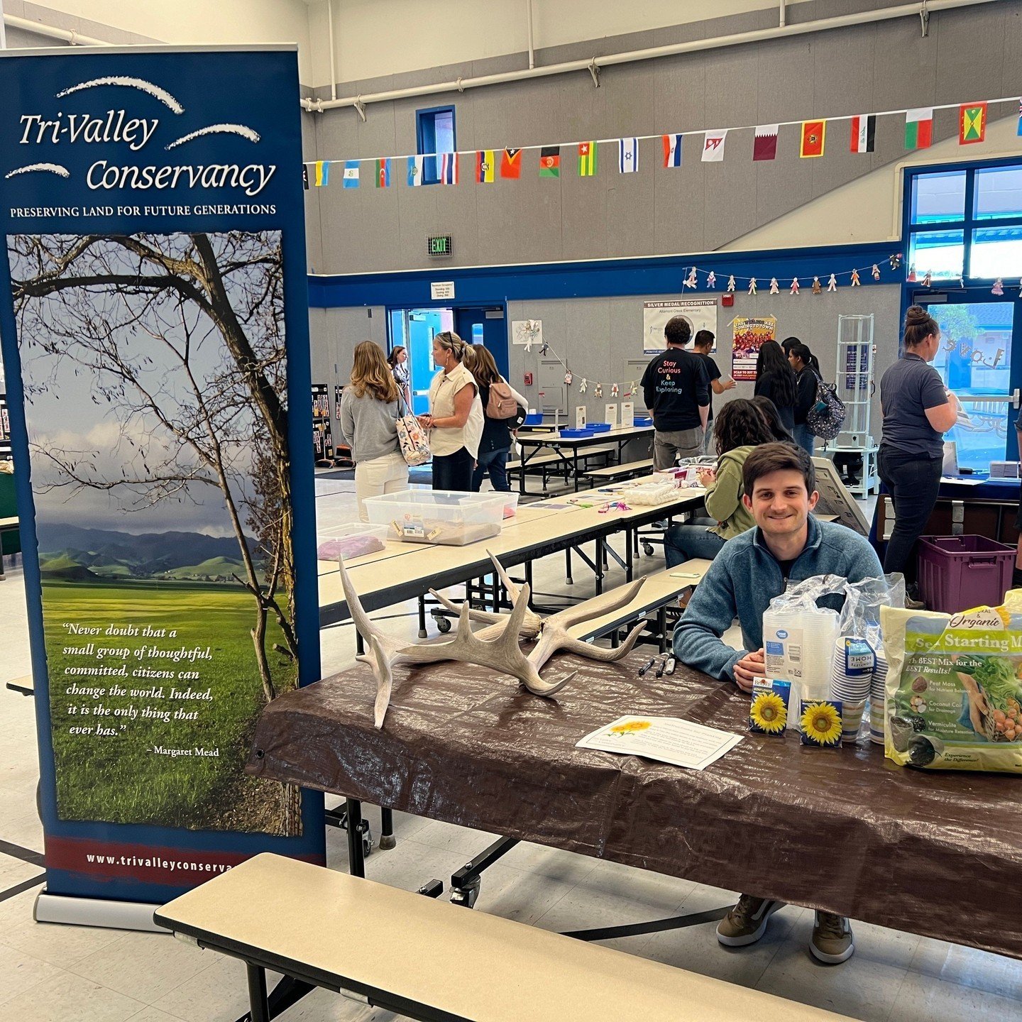 What's more rewarding than getting your hands a little dirty?⁠
⁠
TVC had a blast last week at Altamont Creek Elementary's Family Science and Engineering Night, where 45 students planted sunflowers and another dozen made wildflower seed bombs using so