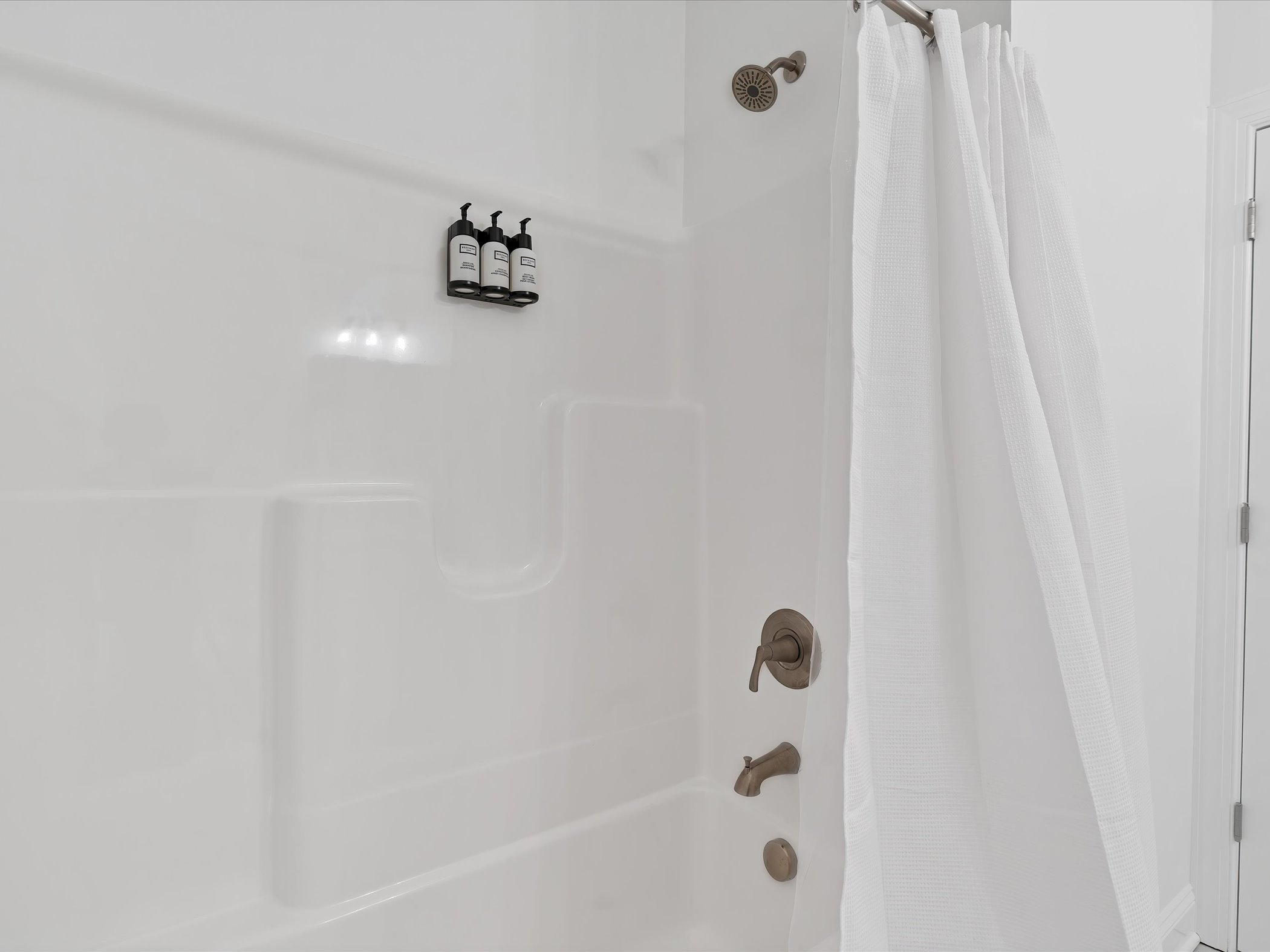 Upstairs full bathroom