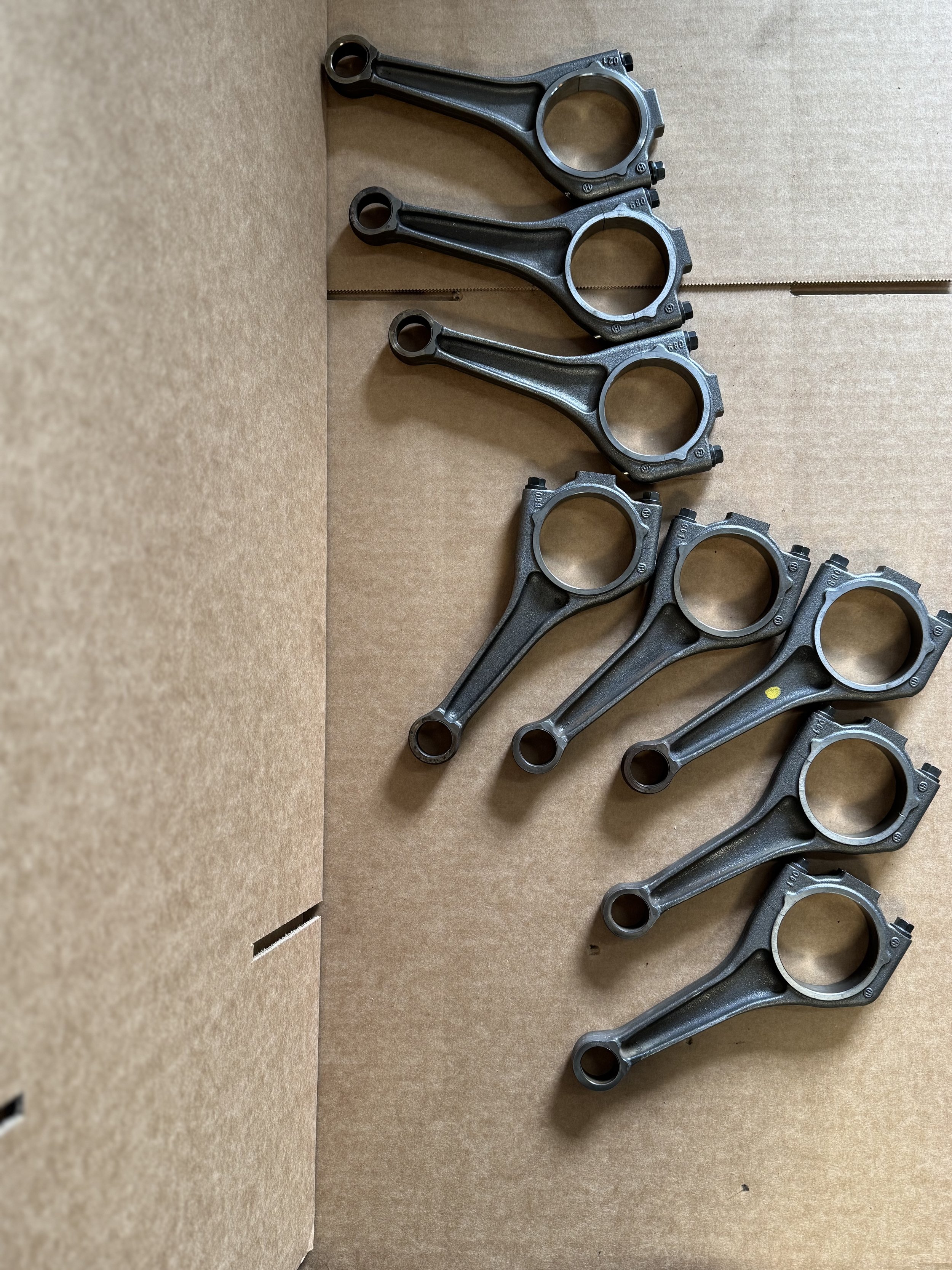 Land Rover  5.0  Connecting Rods (Set of 8)