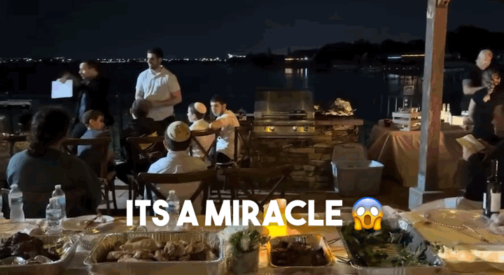 Ari Novick wows the audience at an Orlando corporate event.