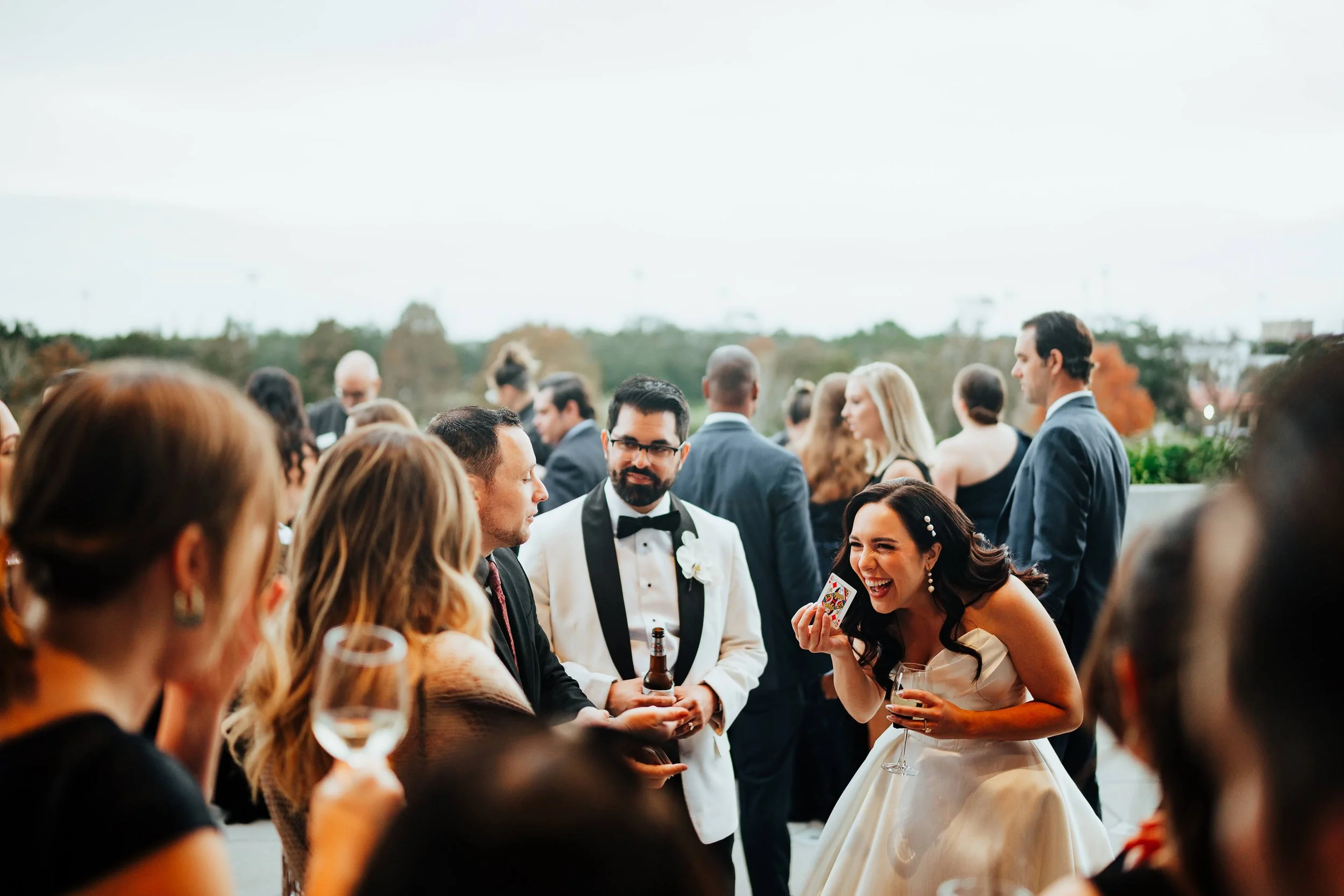 Bride and groom mesmerized by Ari Novick’s wedding magic in Orlando.