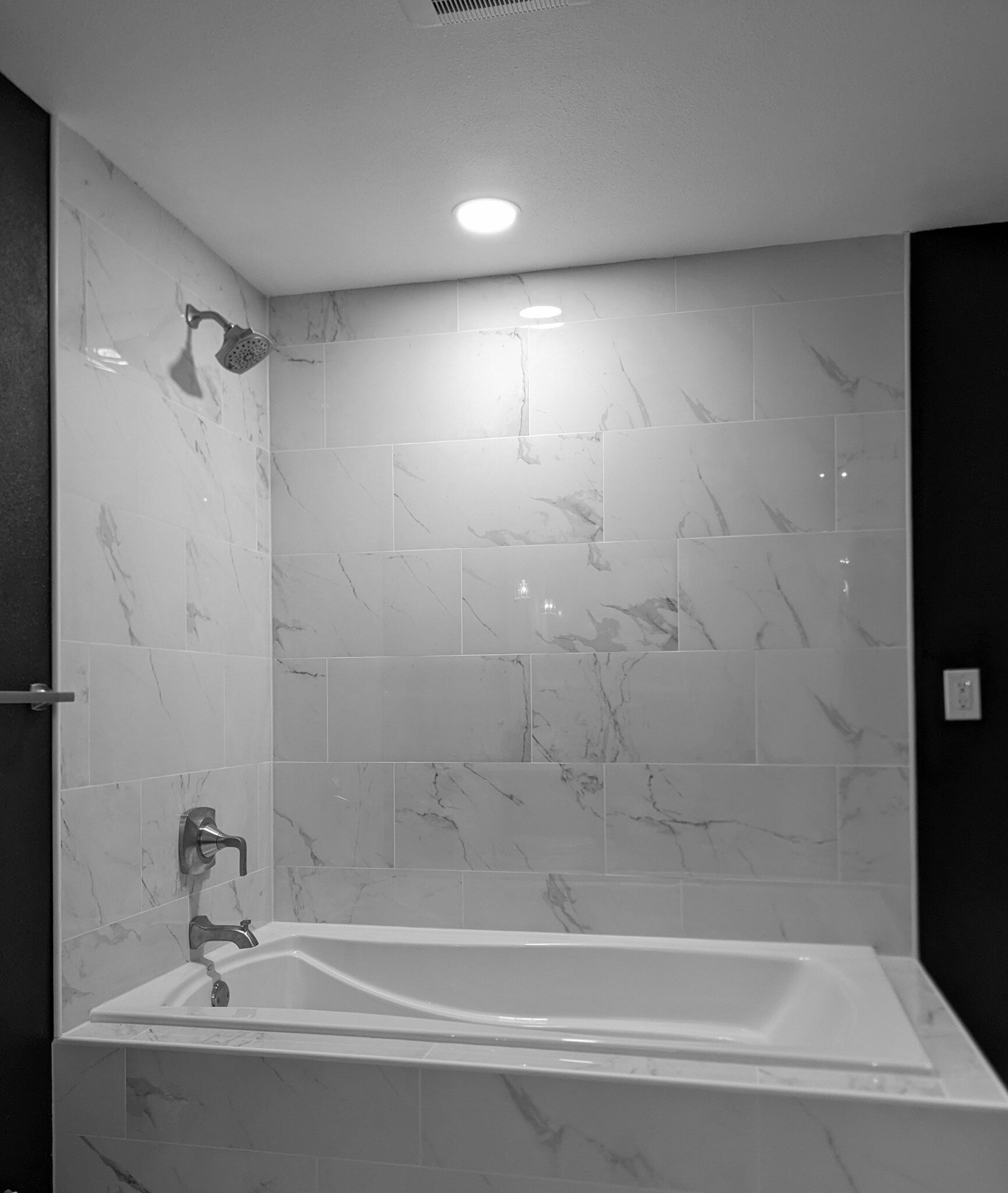 Marble look tile is one of great options for tub surrounding.

#grandresidence #edmondswa #seattle #edmondsremodel #remodeling 
#bathroom #bathrooms #bathroomdecor #bathroomideas #bathroomdecor #bathroomdesign #bathroomremodel #bathroomrenovation