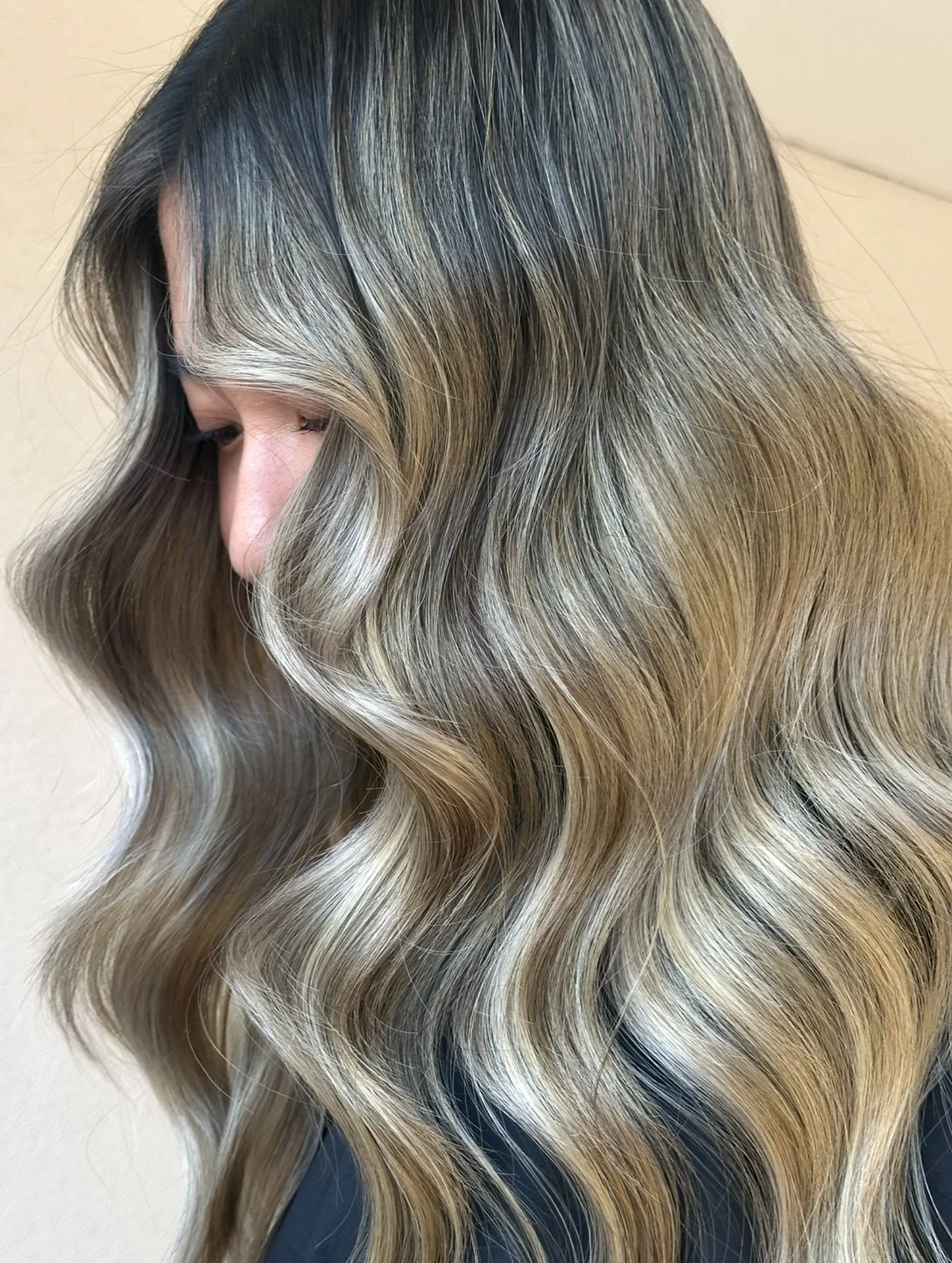 Summer is calling&hellip; and so is your foil appointment😉

How good is this collab colour and style from our girls?!🩵

Here&rsquo;s how to get the look:
Full head balayage- thick
K18 mist and mask
Advanced zone toner
Haircut &amp; style 

Colour b
