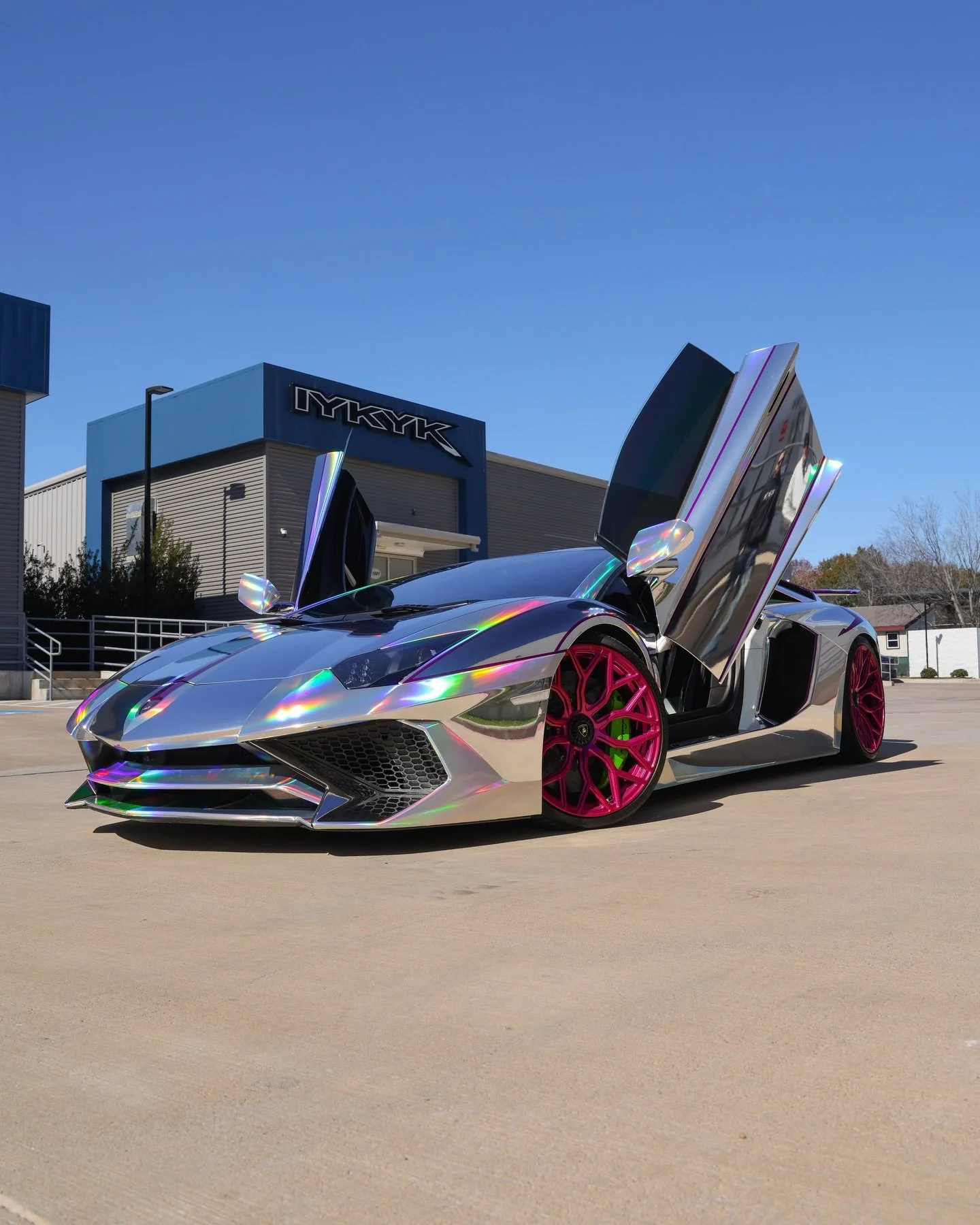 Our friend @d_roof_dude came in with his SV asking for something that stands out, and we delivered! 💥 Full unwrap and @averydennison Chrome rewrap, Vivid Rainbow Holographic accents and Hexis Purple chrome to make everything POP! What do you think?
