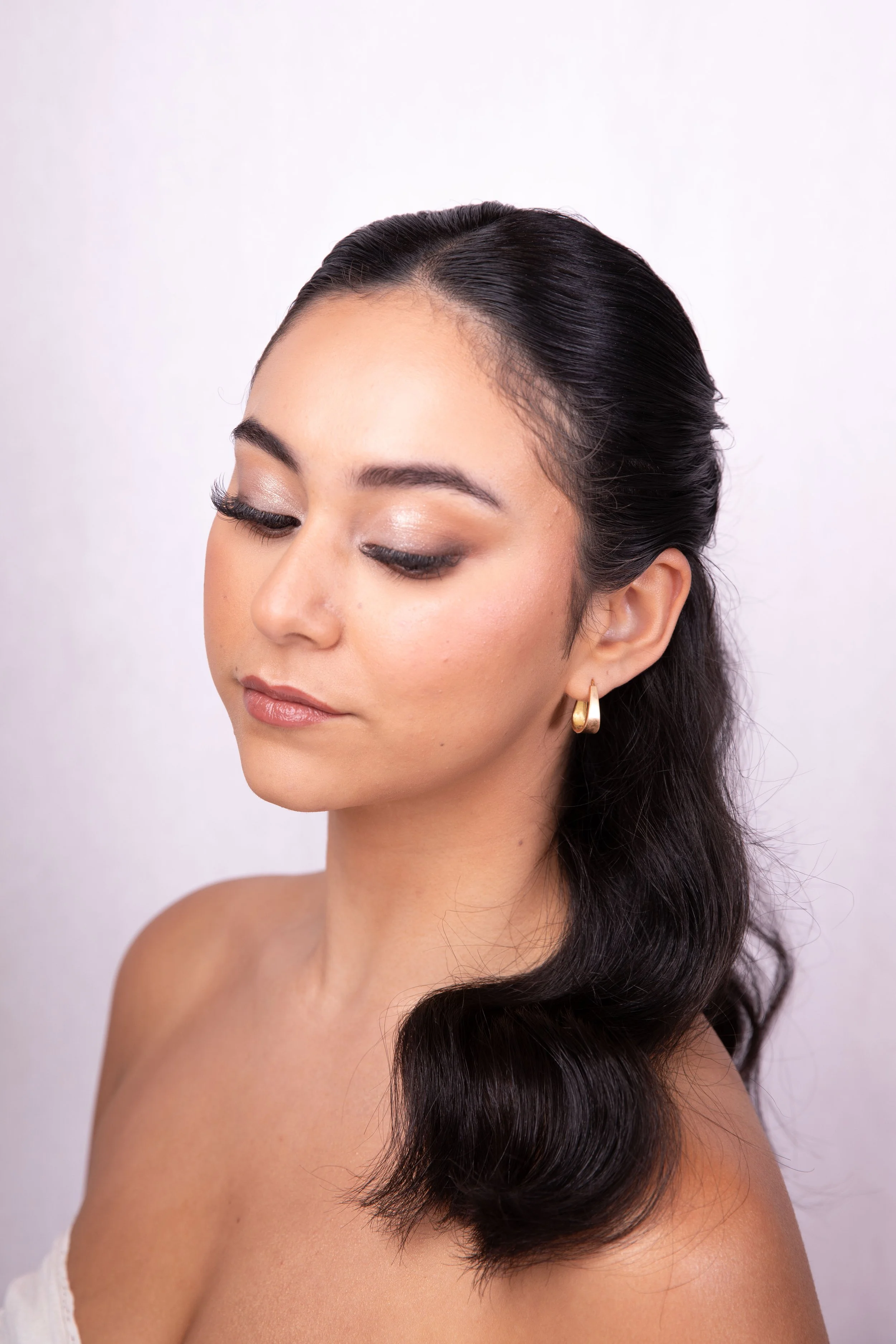 Christchurch bride with soft glam wedding makeup by Makeup by Steph