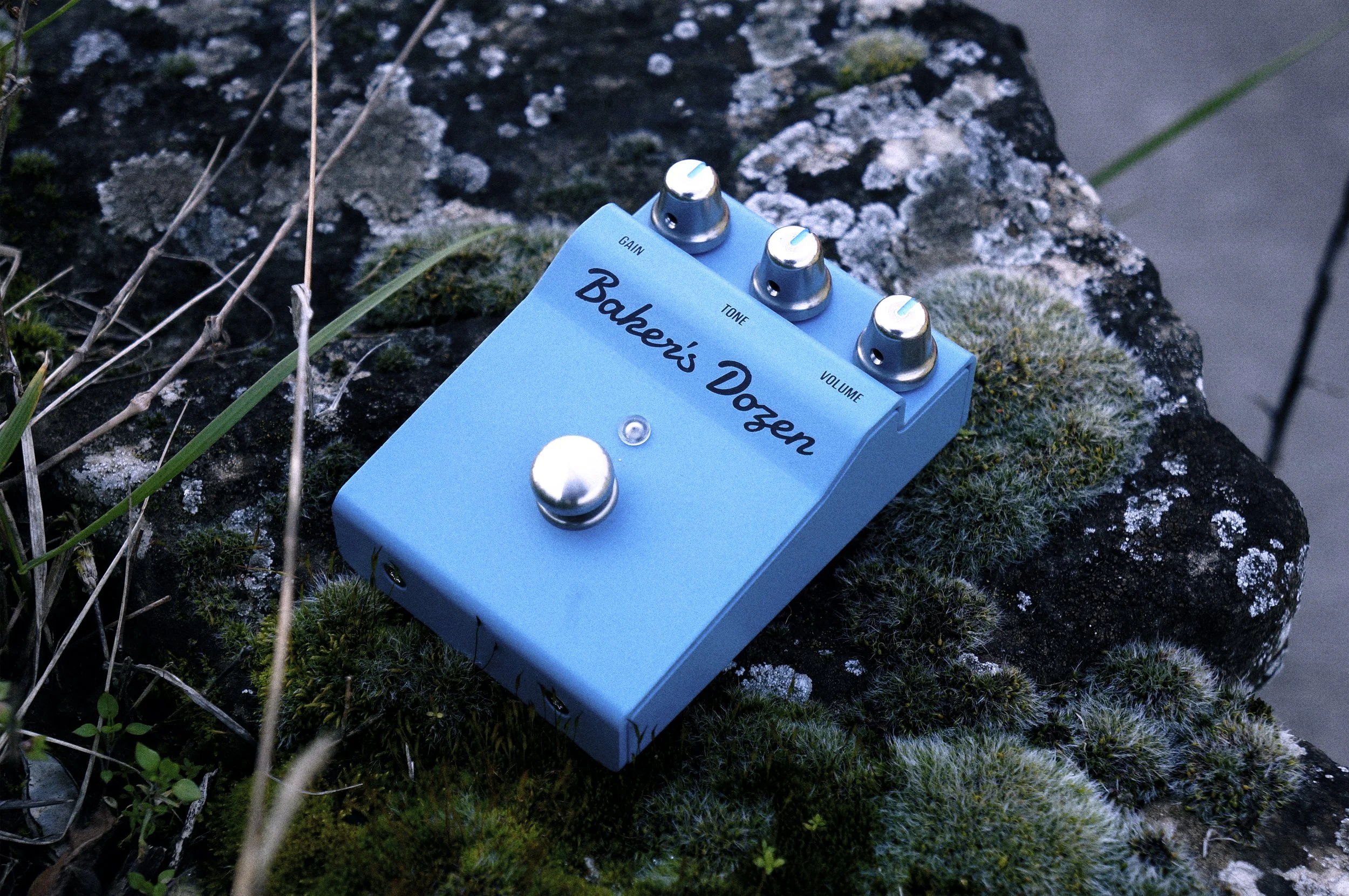 couch electronics - Baker