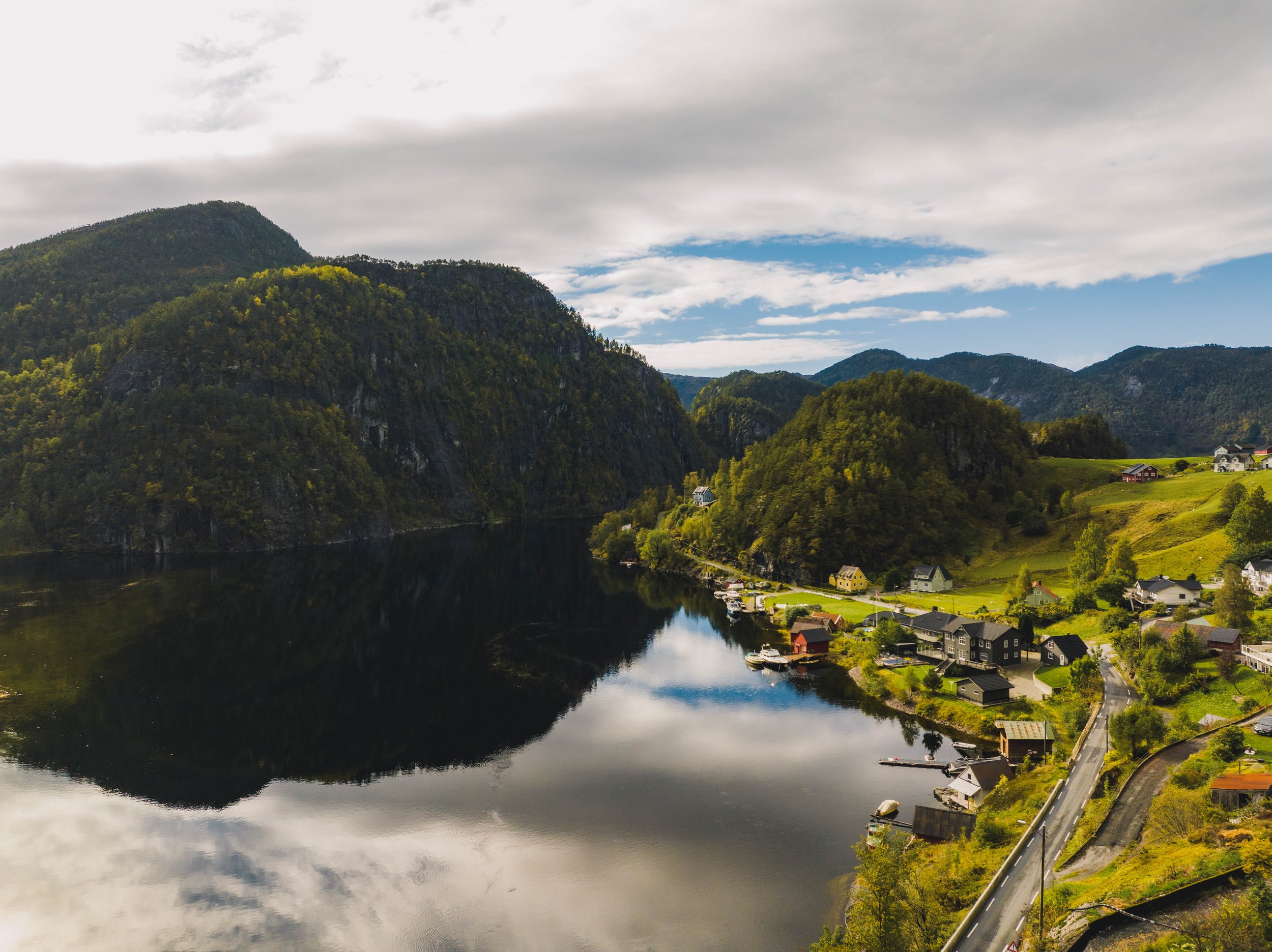 top-the-fjords-modalen-escapes.jpg