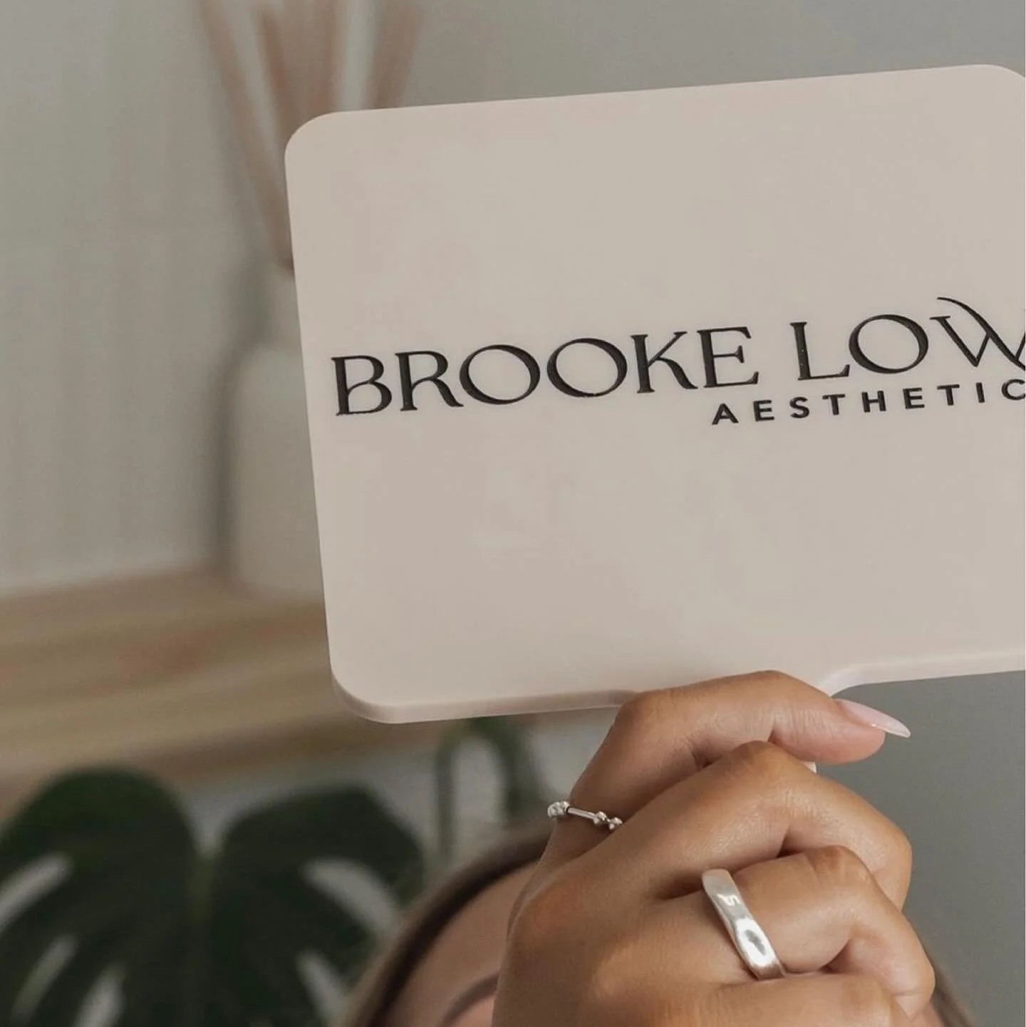 Brooke Low Aesthetics 🤍 A gorgeous logo for Brooke to help enhance her already successful business. 
The goal for this project was to create a clean, aesthetic piece to help elevate her business into its next era.