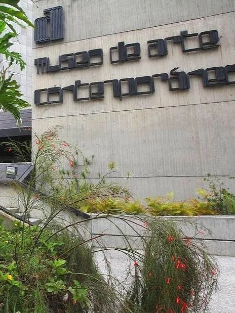 1990: Formas estables Universos cambiantes