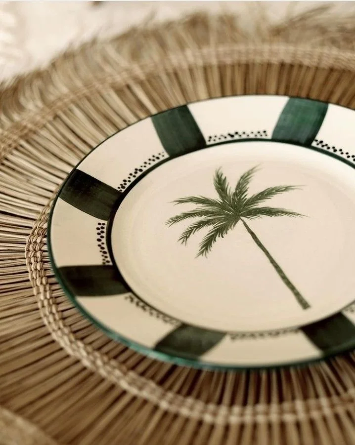 Palm plate