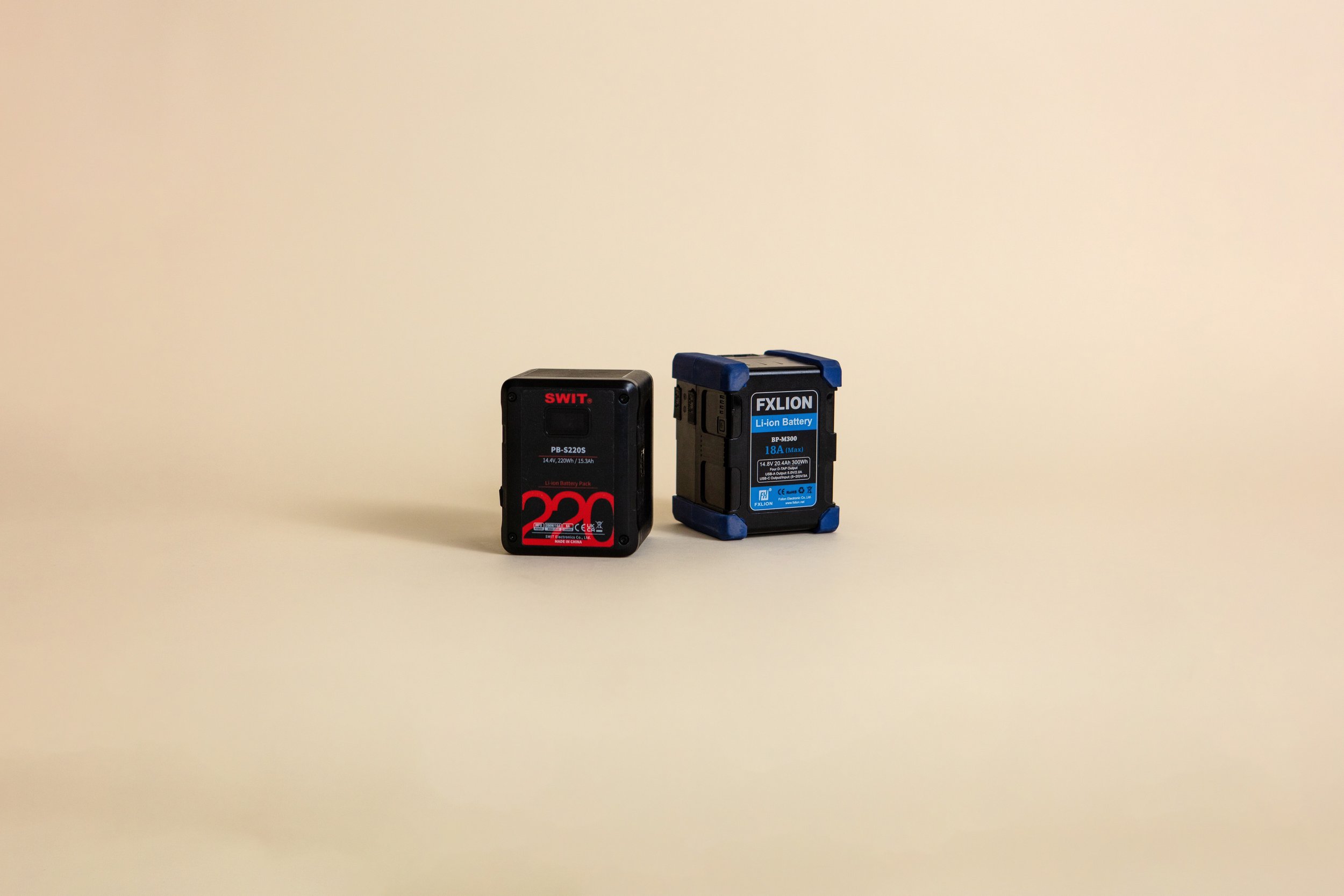 Batteries 220 wh & 290 wh