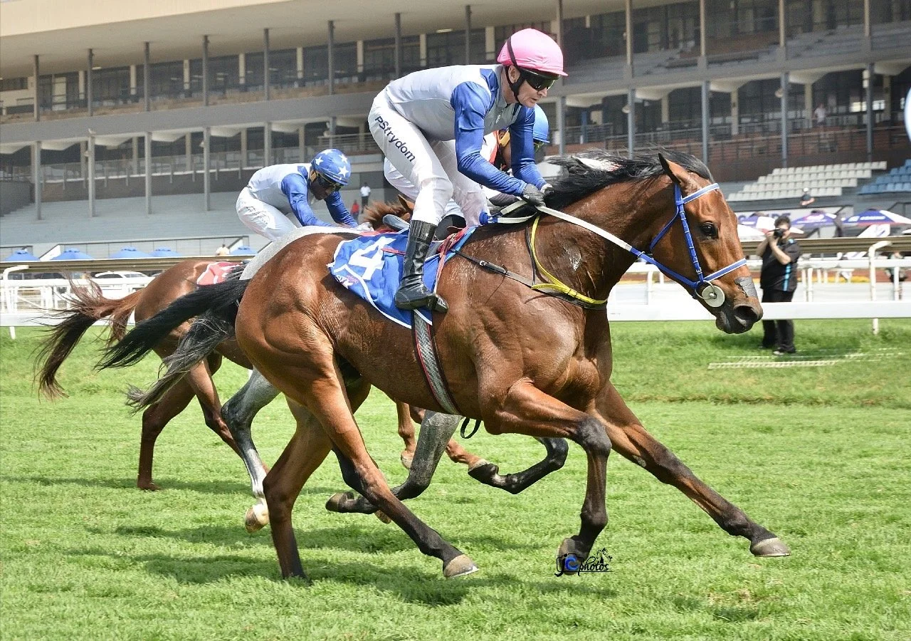 Tarry Yard Enjoy A Spring Double At Turffontein