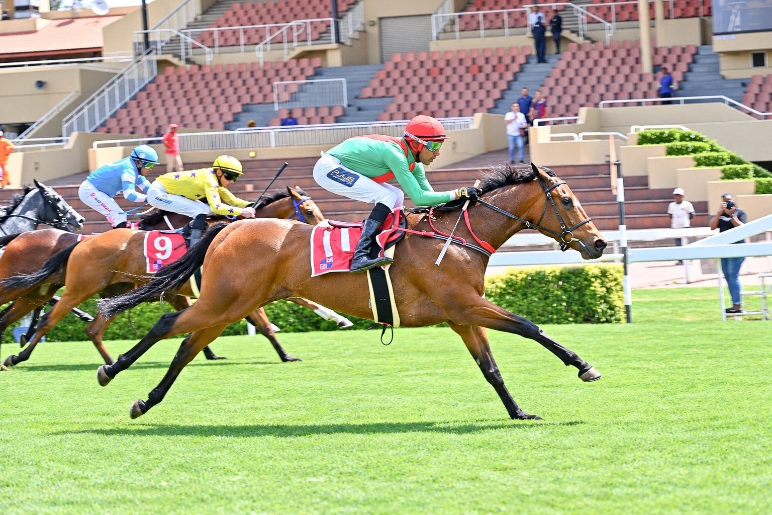 Matinee Wows On Debut